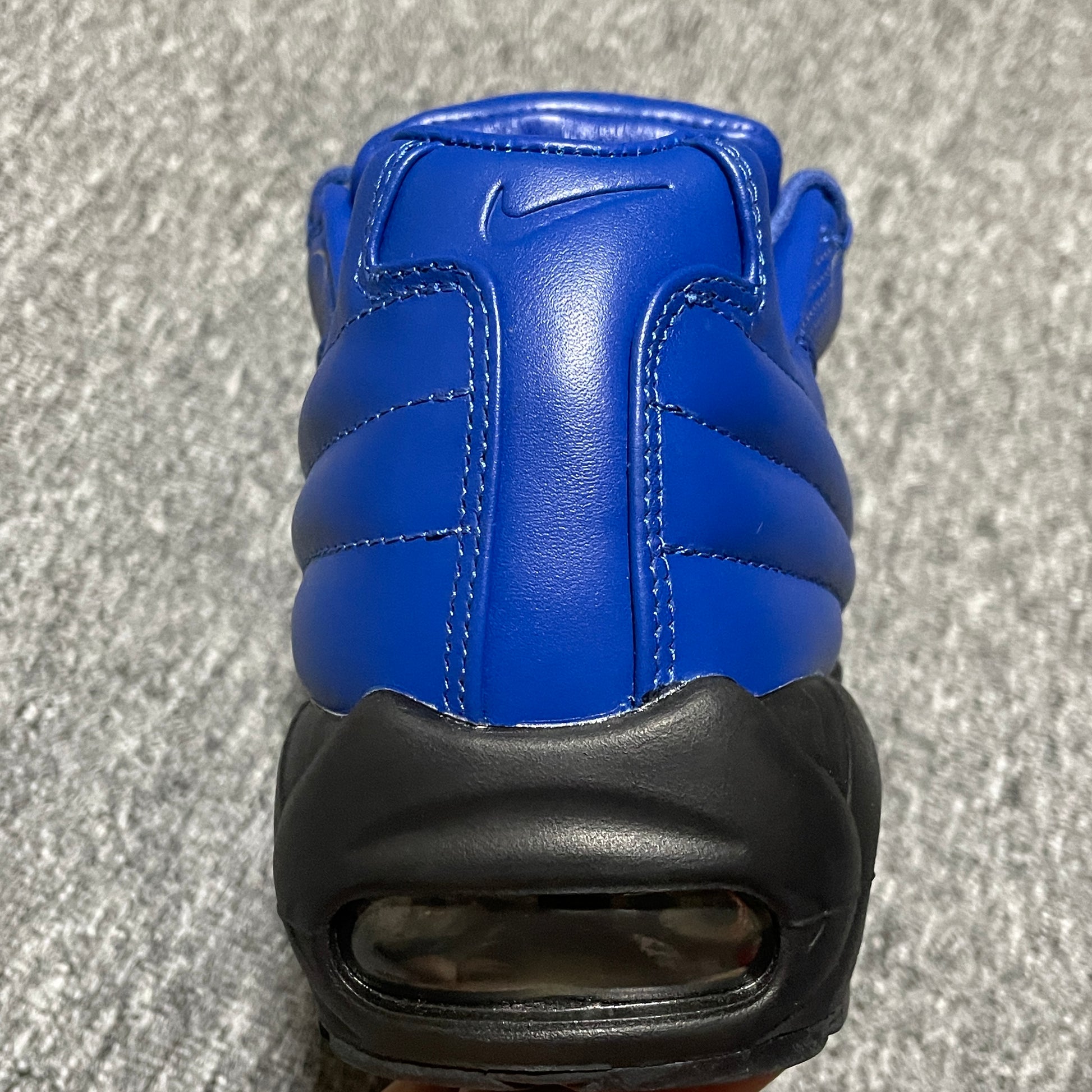 Supreme × Nike Air Max 95 Lux "Blue"