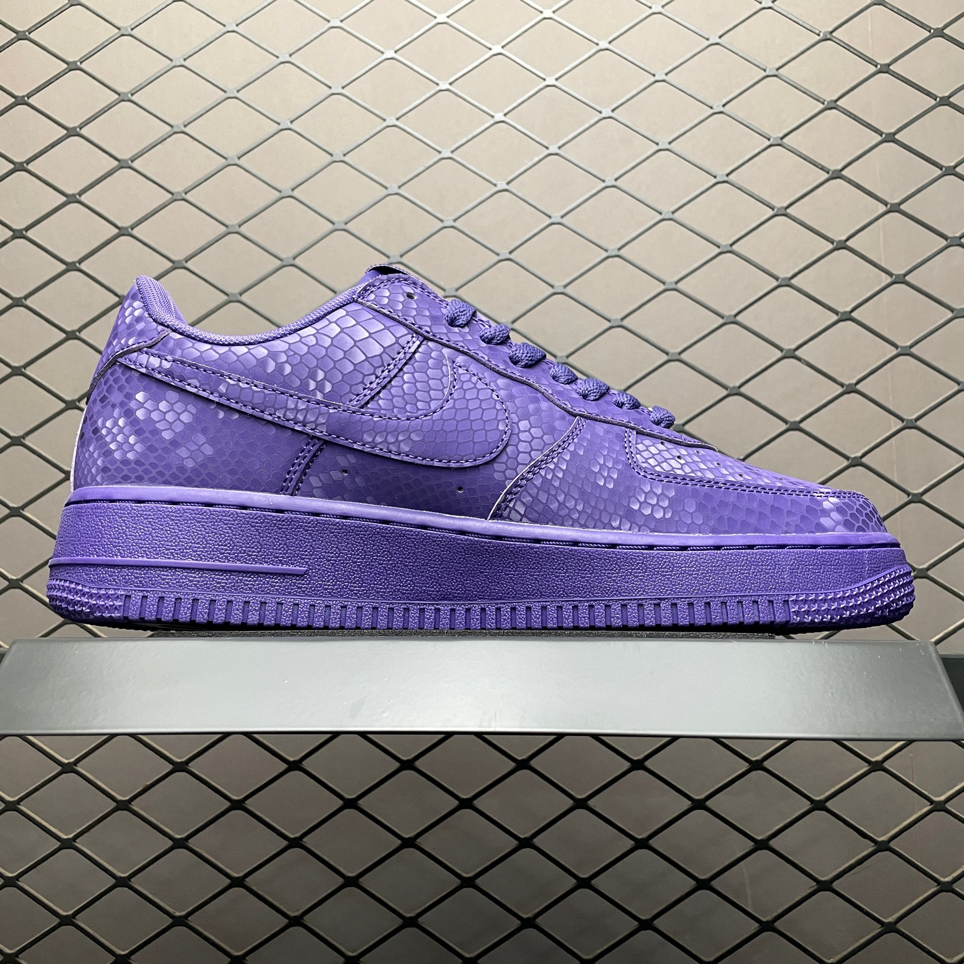 Kobe Bryant × Nike Air Force 1 Low "Court Purple"