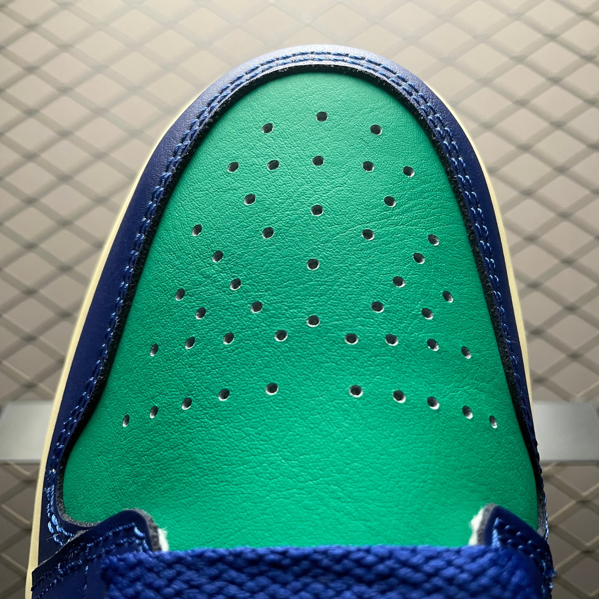 Nike Air Jordan 1 Low "Seahawks"