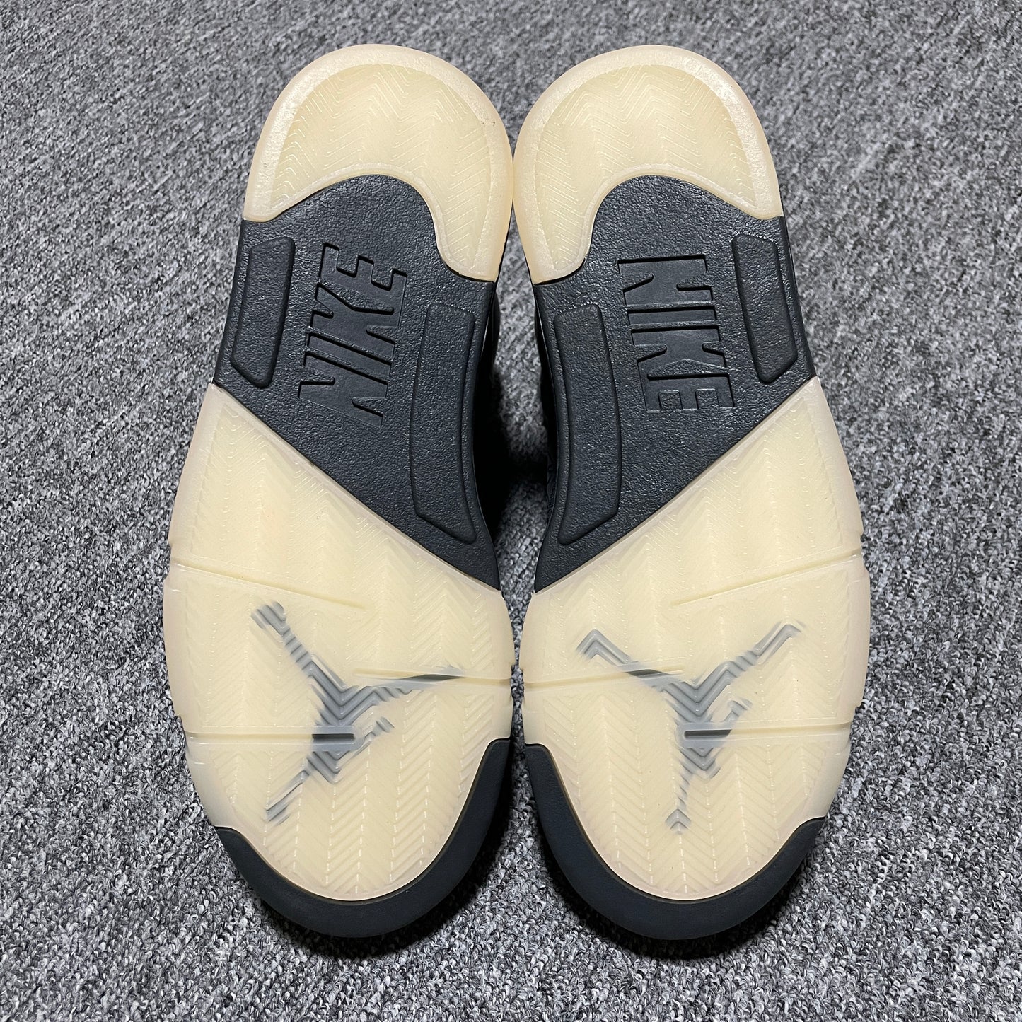 PSG × Nike Air Jordan 5 Retro "Off Noir/Particle Rose/Anthracite/Pearl Pink/Sail"