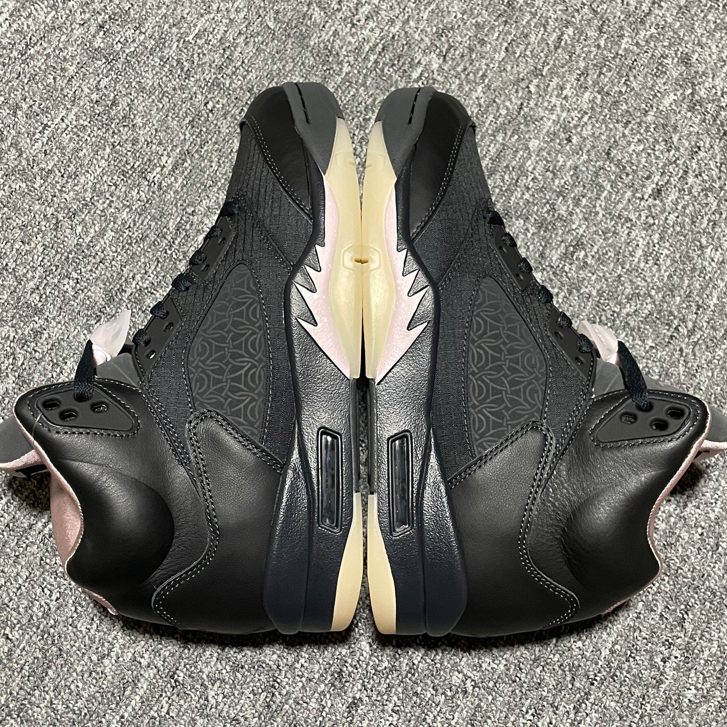 PSG × Nike Air Jordan 5 Retro "Off Noir/Particle Rose/Anthracite/Pearl Pink/Sail"