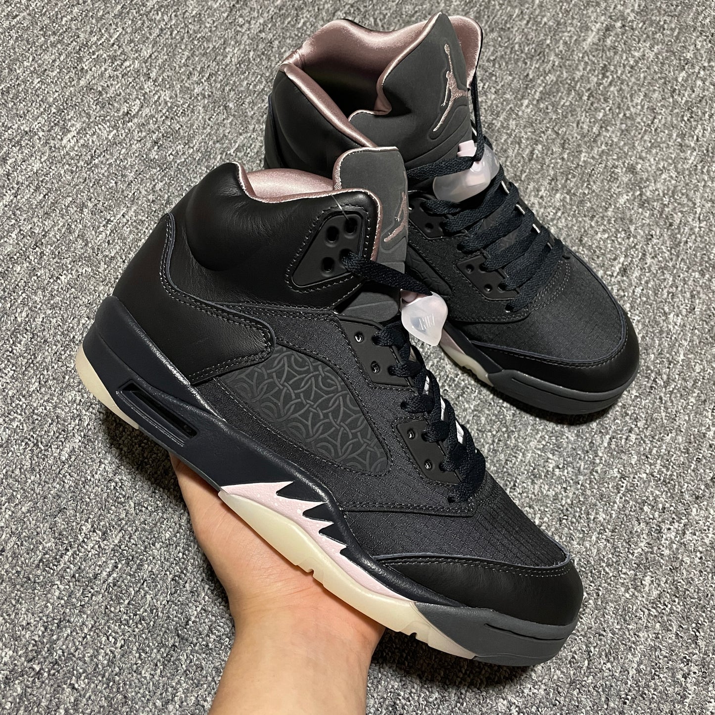PSG × Nike Air Jordan 5 Retro "Off Noir/Particle Rose/Anthracite/Pearl Pink/Sail"