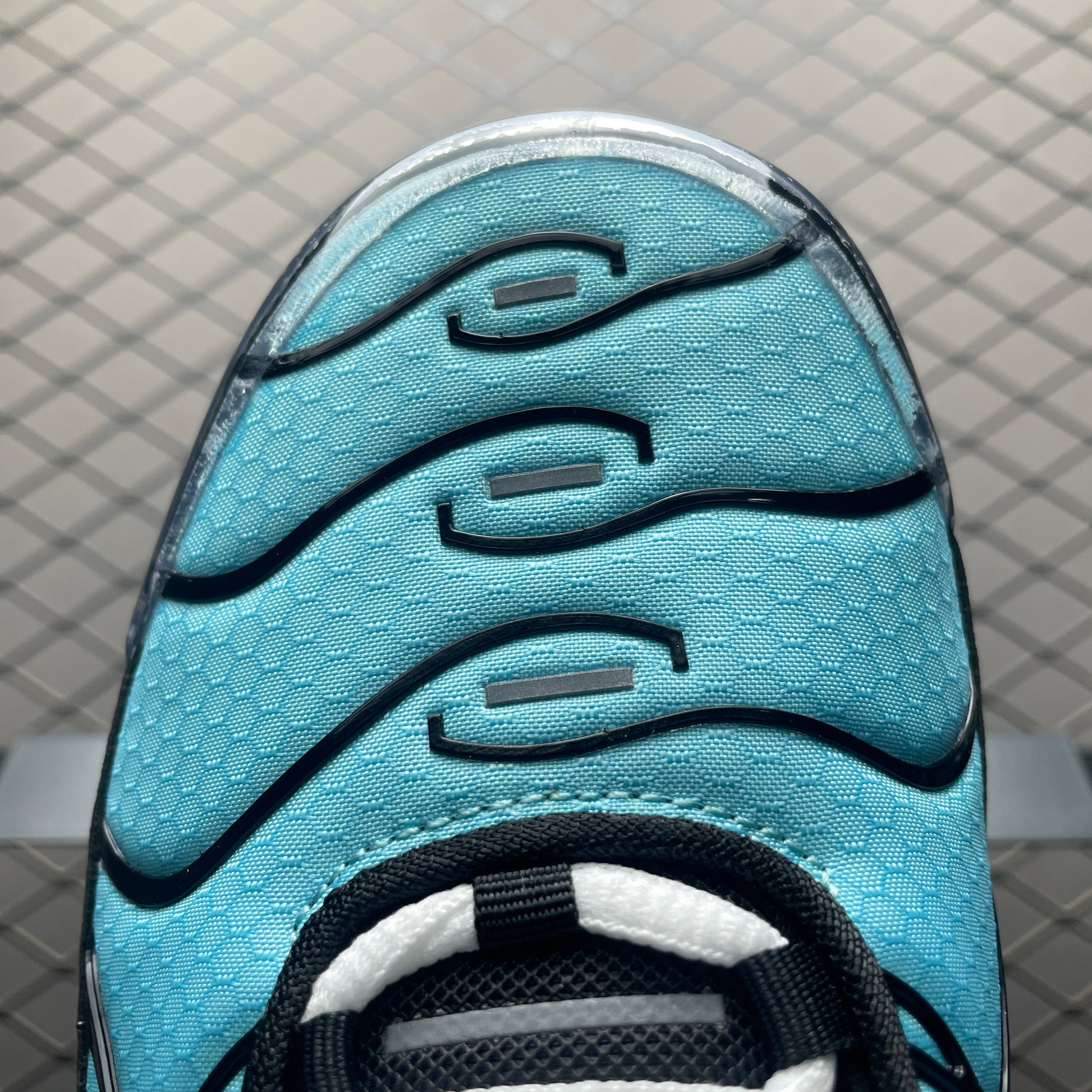 Nike Air Max Plus "Aqua/Black/White/Metallic Silver"
