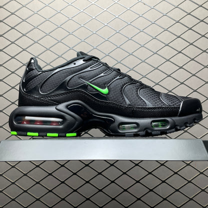 Nike Air Max Plus "Green Strike"