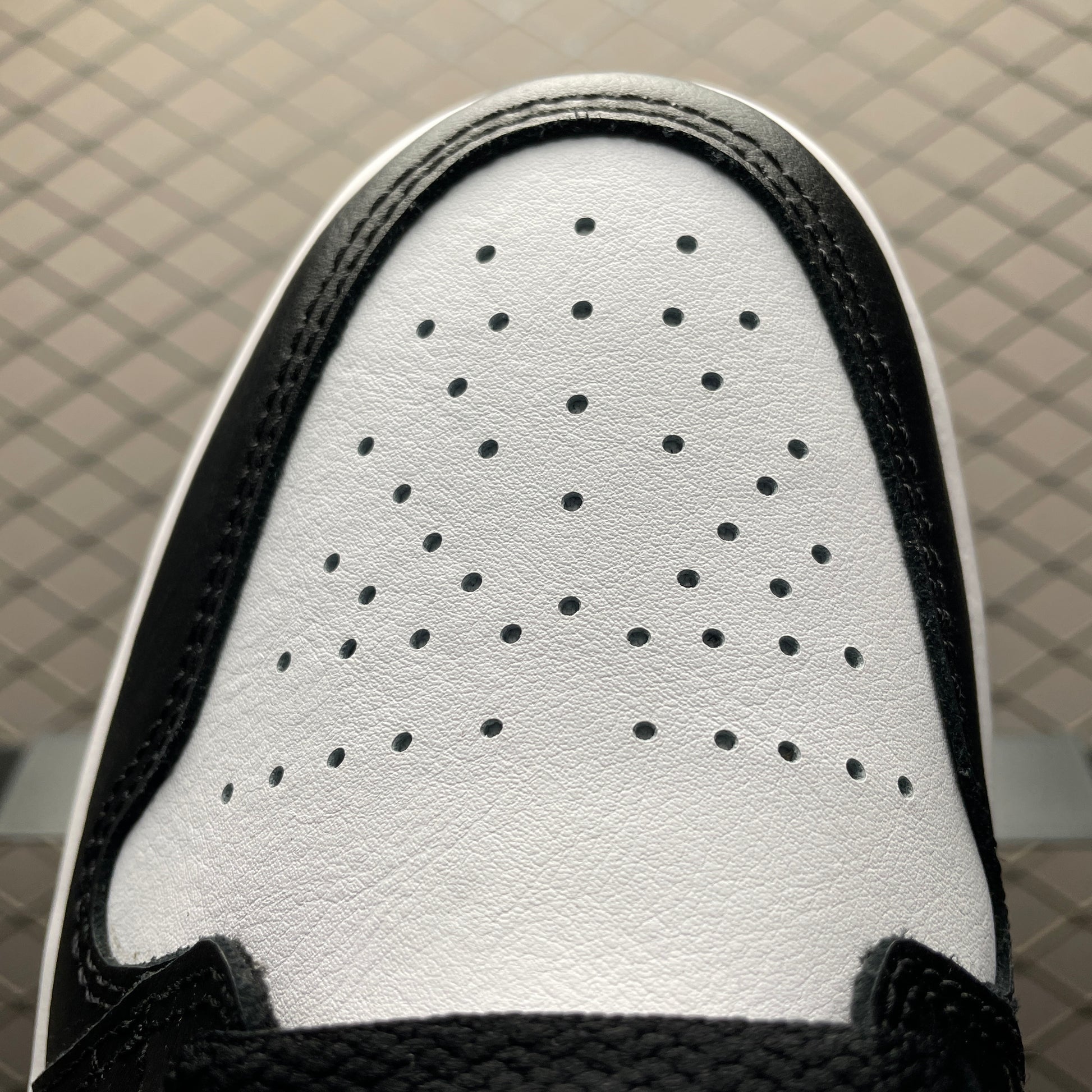 Nike Air Jordan 1 Low "White/Black/Brown"