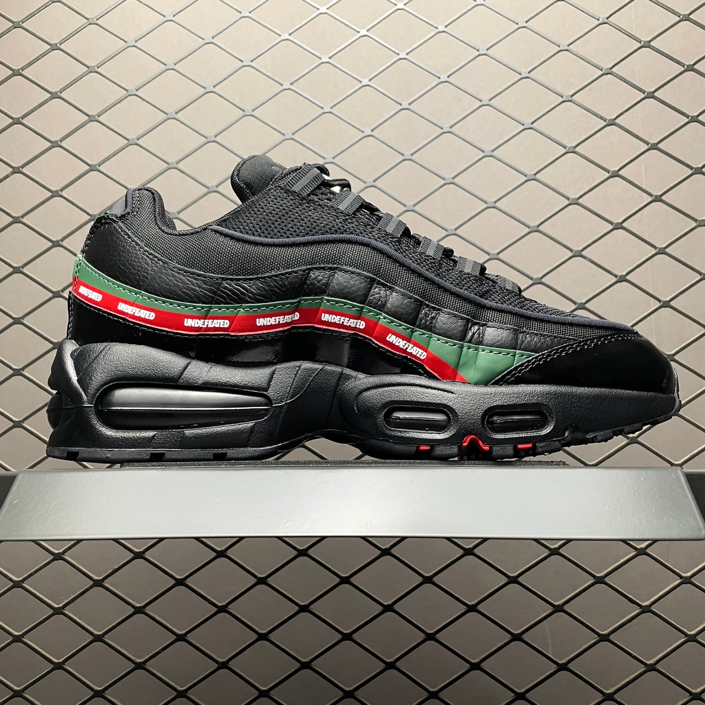 UNDEFEATED × Nike Air Max 95 SP "Black"