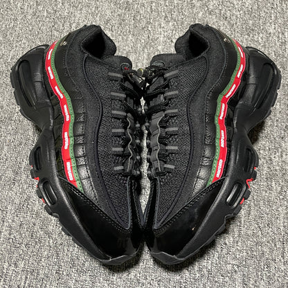 UNDEFEATED × Nike Air Max 95 SP "Black"