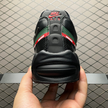 UNDEFEATED × Nike Air Max 95 SP "Black"