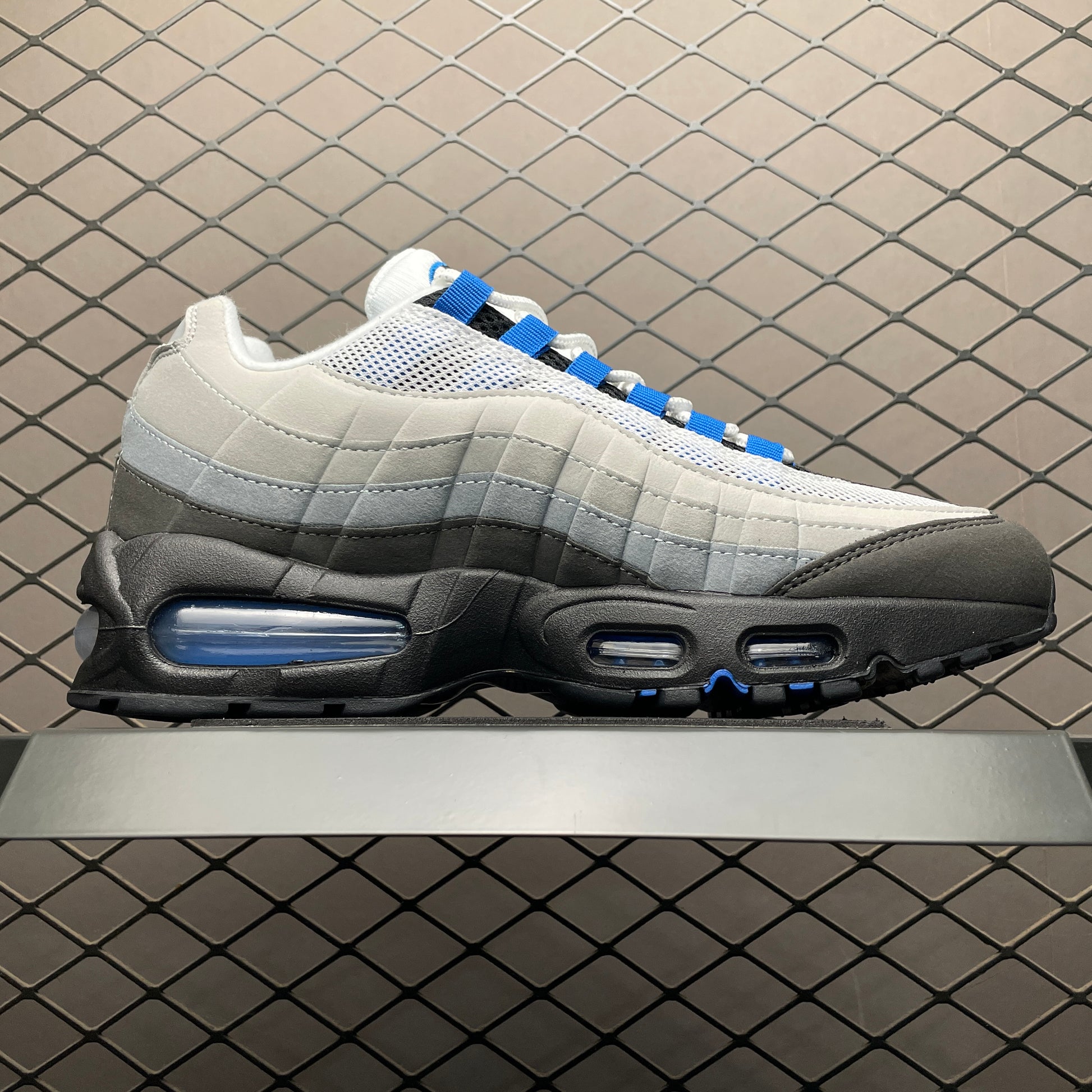 Nike Air Max 95 OG Big Bubble "Cool Grey/Blue Spark"