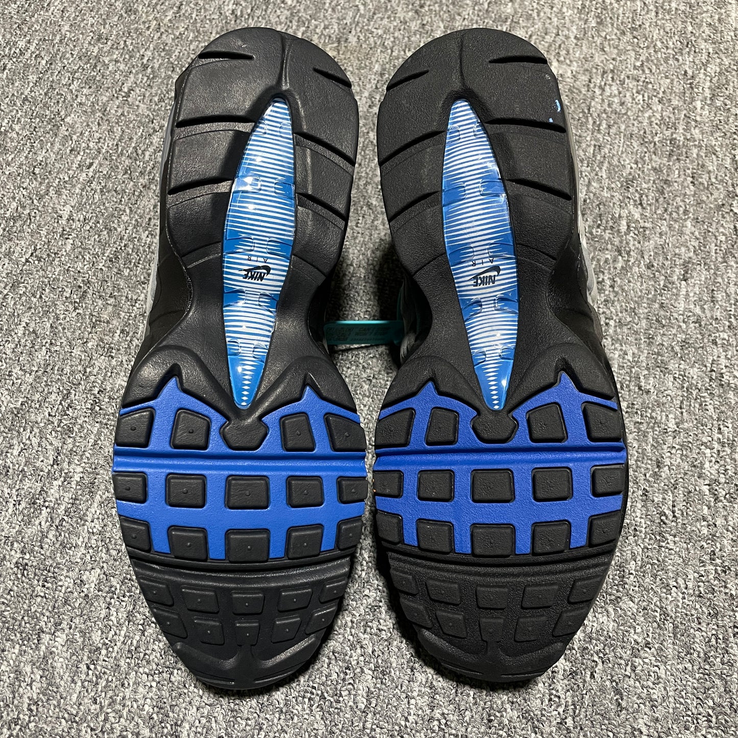 Nike Air Max 95 OG Big Bubble "Cool Grey/Blue Spark"