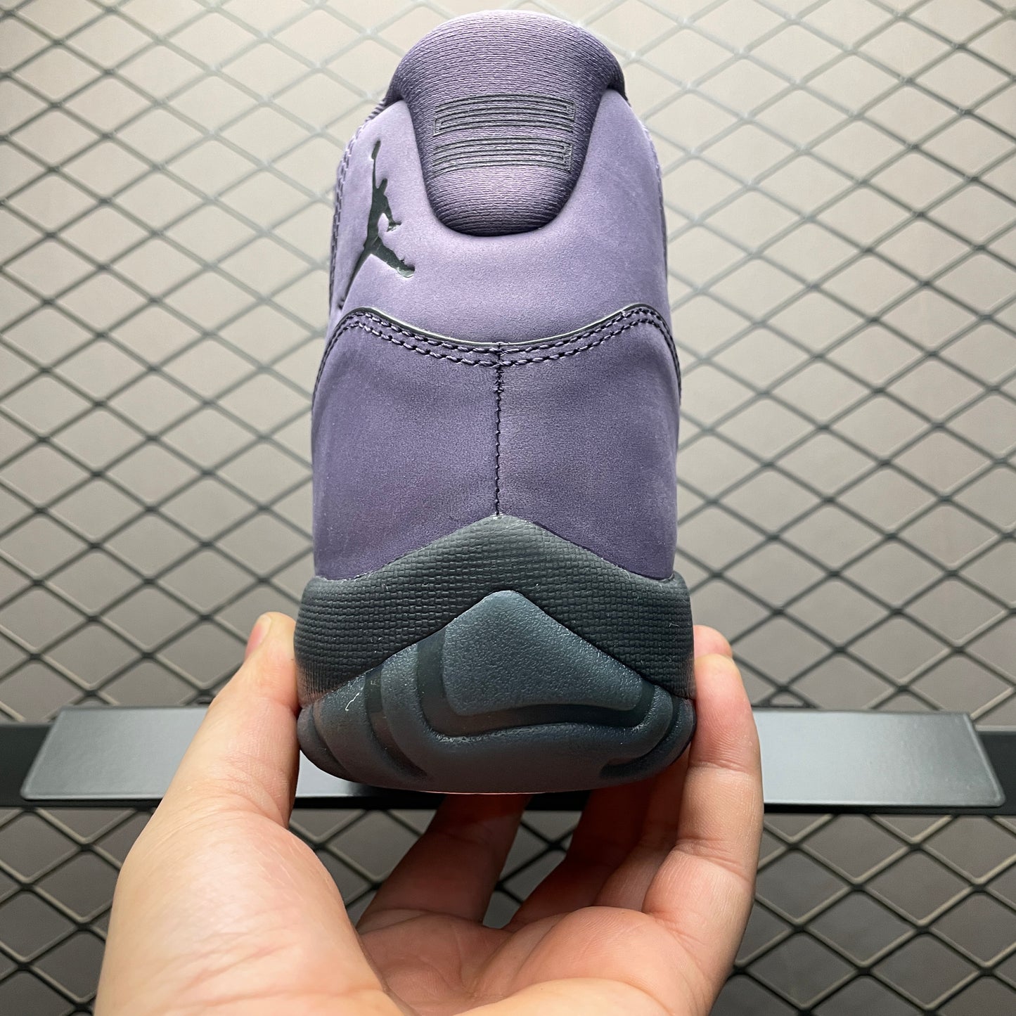 Nike Air Jordan 11 "Mojave" (Las Vegas Exclusive)