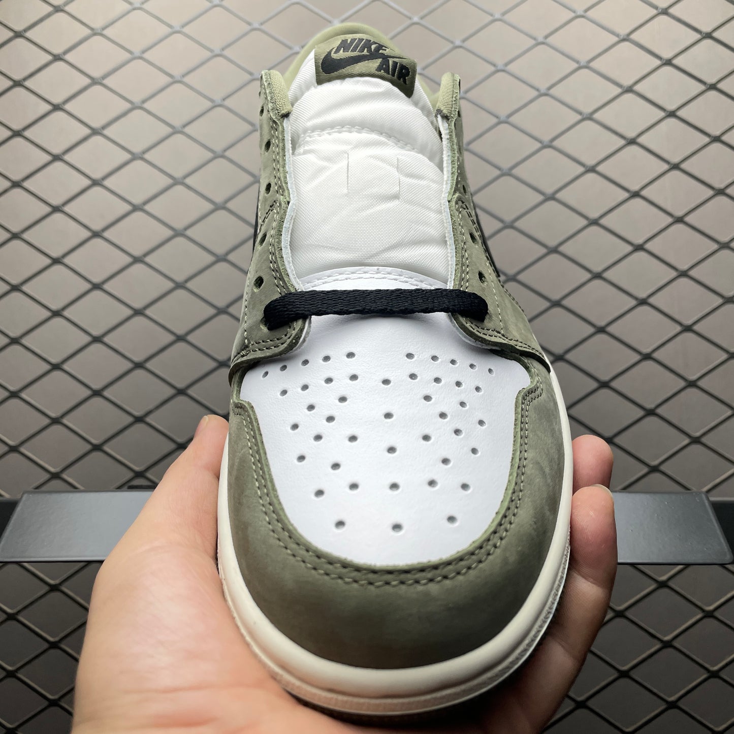 Nike Air Jordan 1 Retro Low OG "Medium Olive"