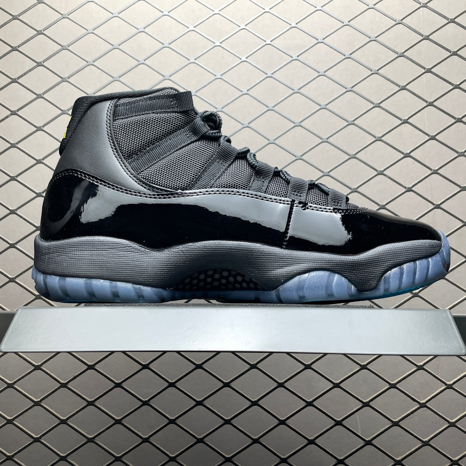 Nike Air Jordan 11 Retro "Gamma Blue"
