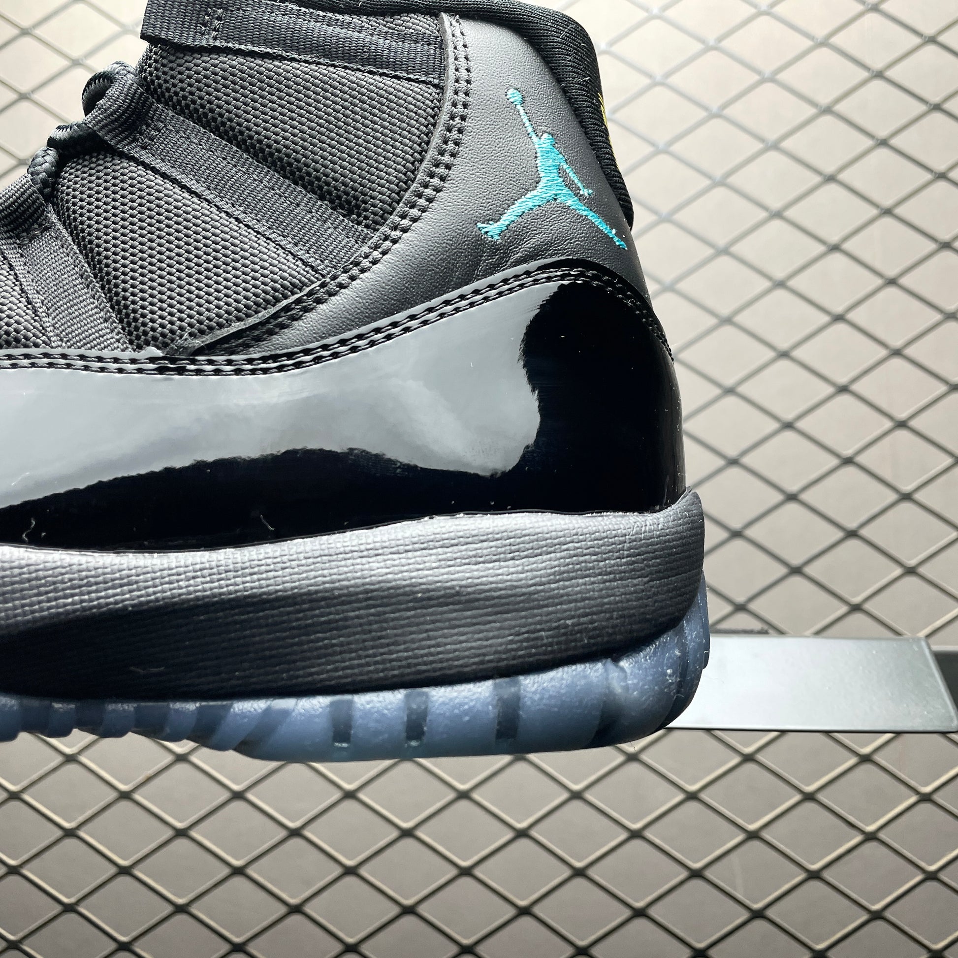 Nike Air Jordan 11 Retro "Gamma Blue"