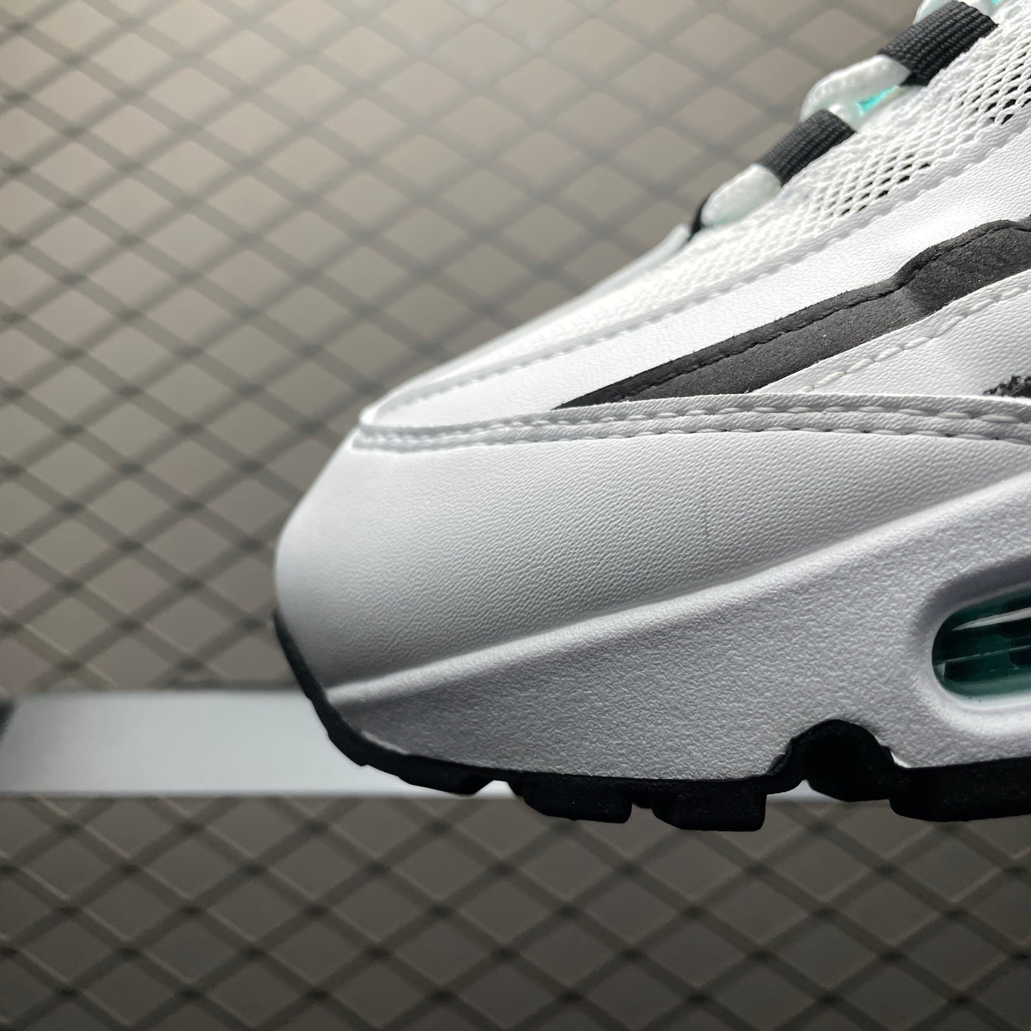 Nike Air Max 95 OG "White and Black"