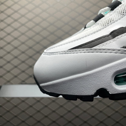 Nike Air Max 95 OG "White and Black"