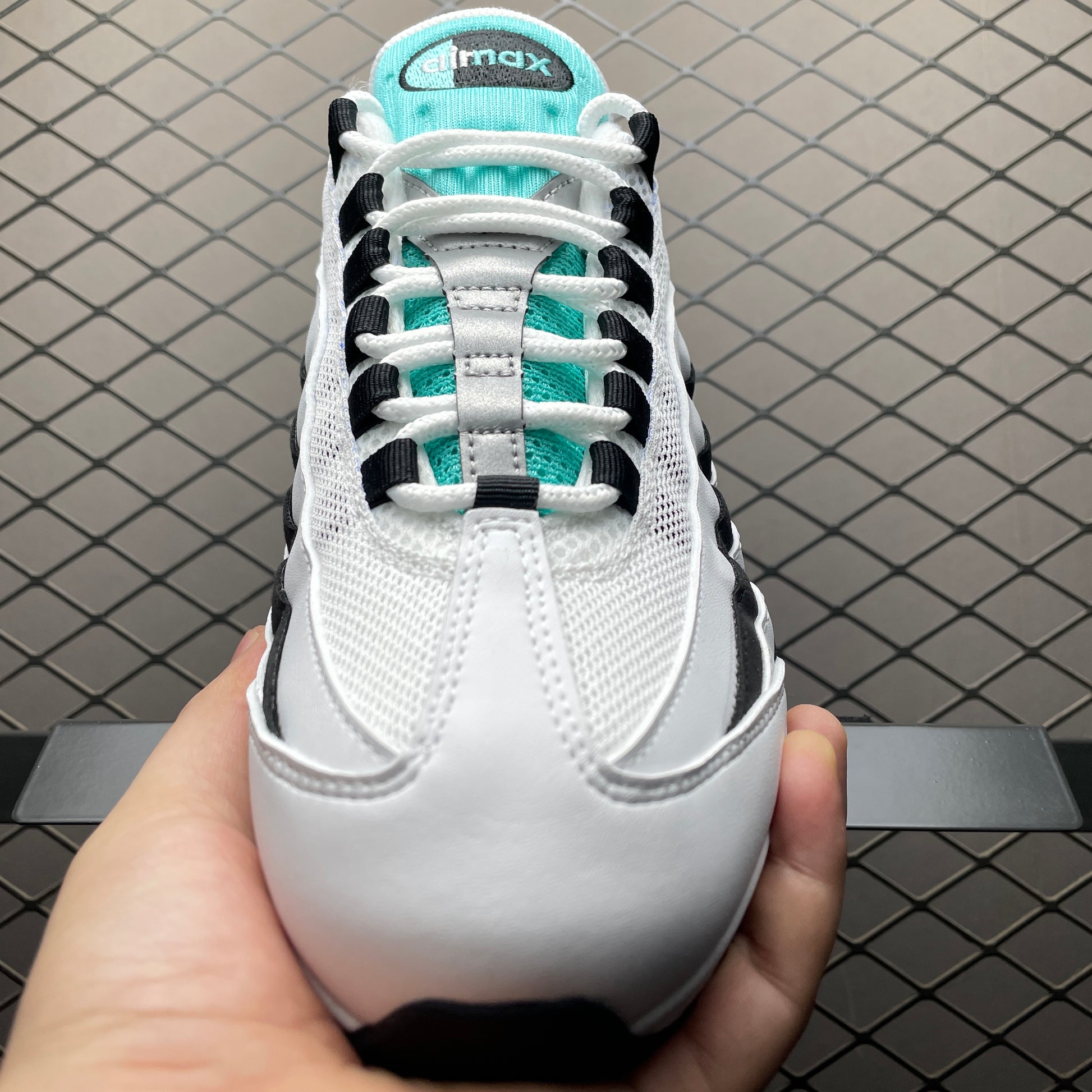 Nike Air Max 95 OG "White and Black"