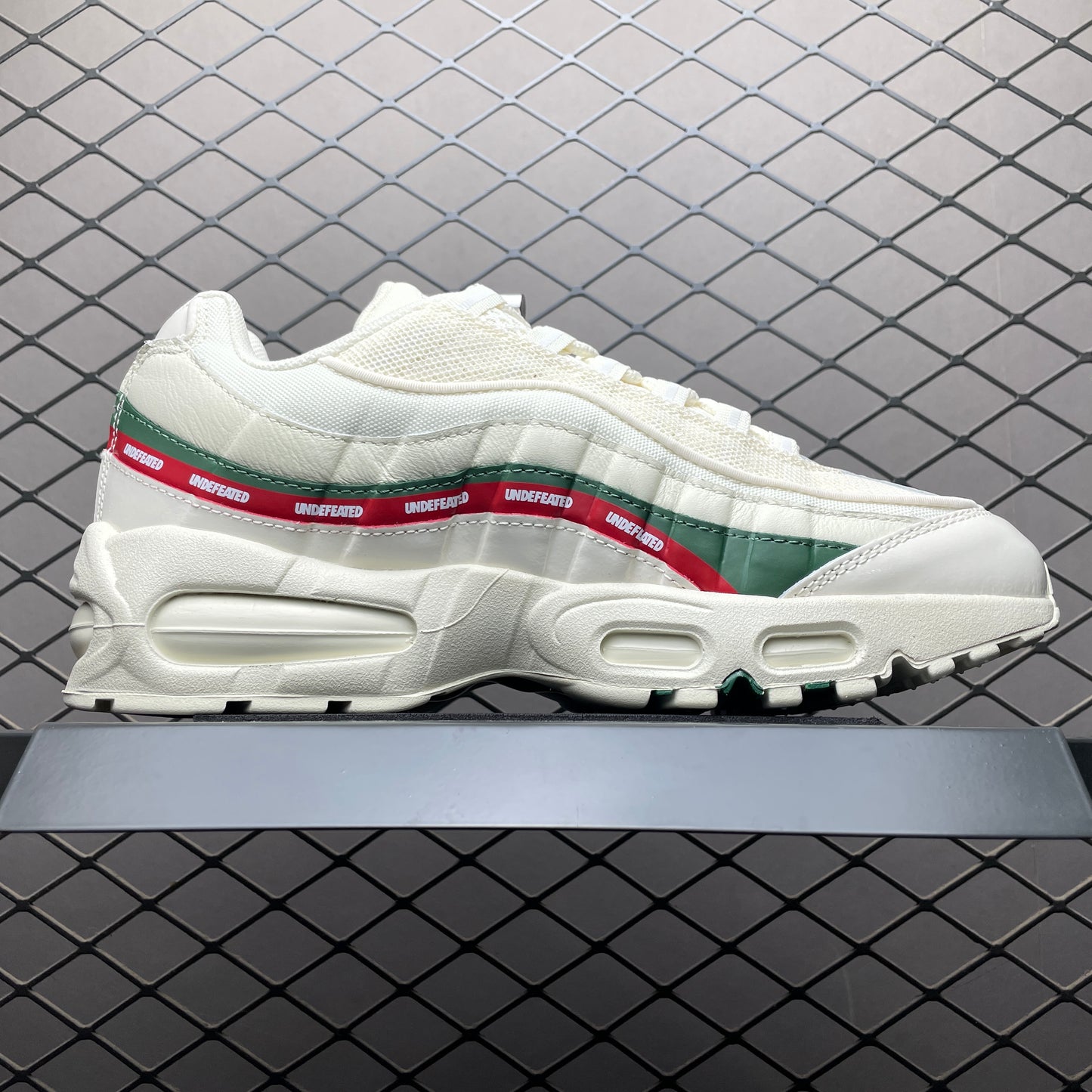 UNDEFEATED × Nike Air Max 95 SP "Sail"