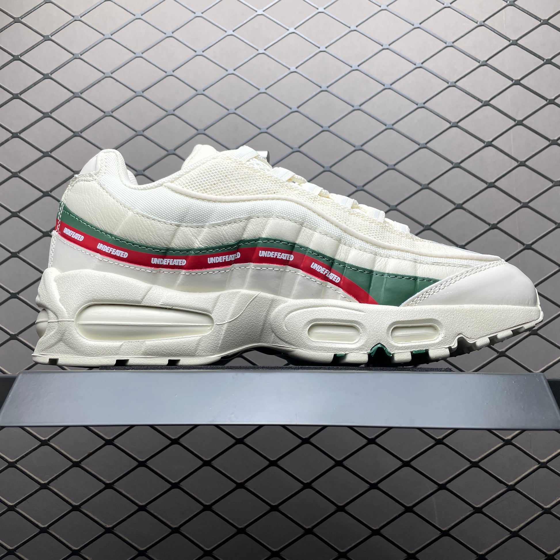 UNDEFEATED × Nike Air Max 95 SP "Sail"