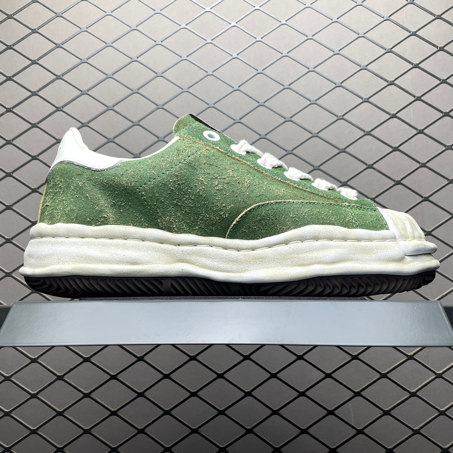 Maison MIHARA YASUHIRO BLAKEY OG Sole Vintage Suede Low-top Sneaker "Green"