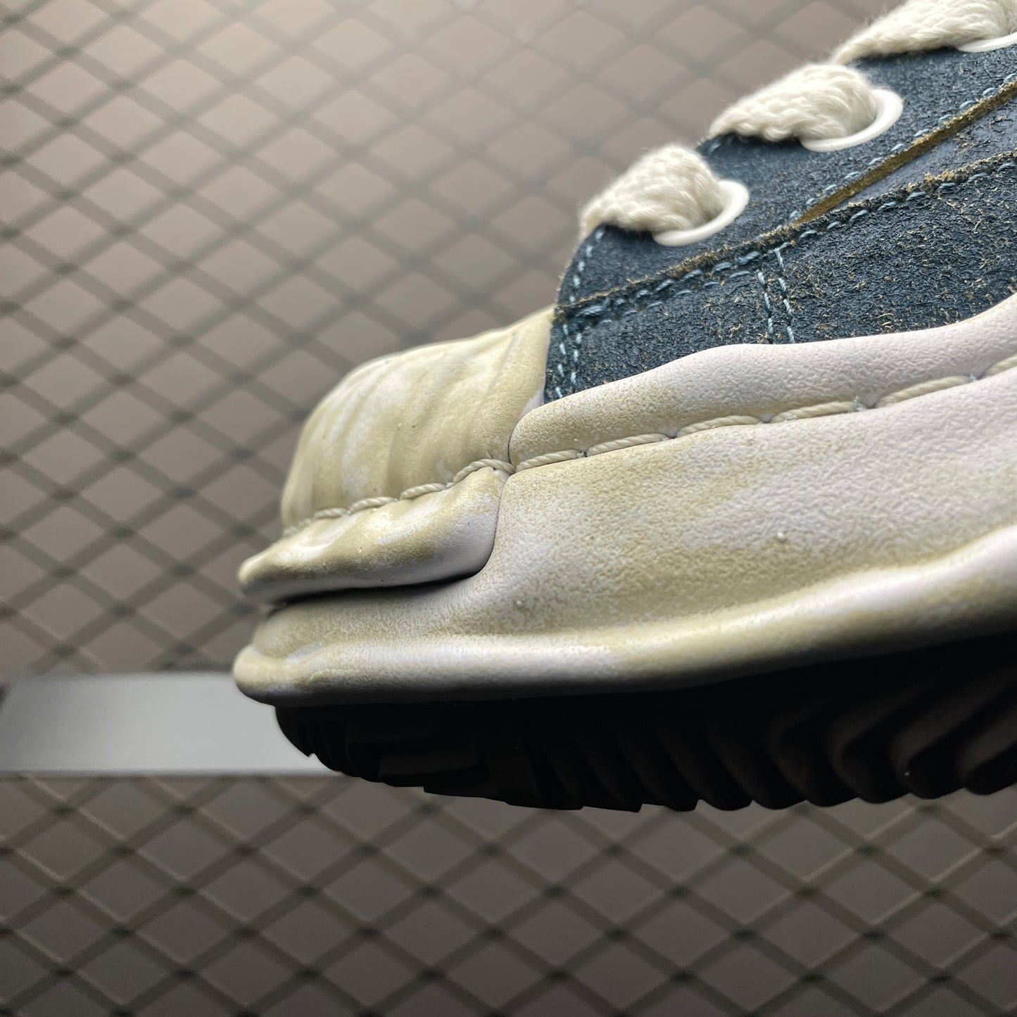 Maison MIHARA YASUHIRO BLAKEY OG Sole Vintage Suede Low-top Sneaker