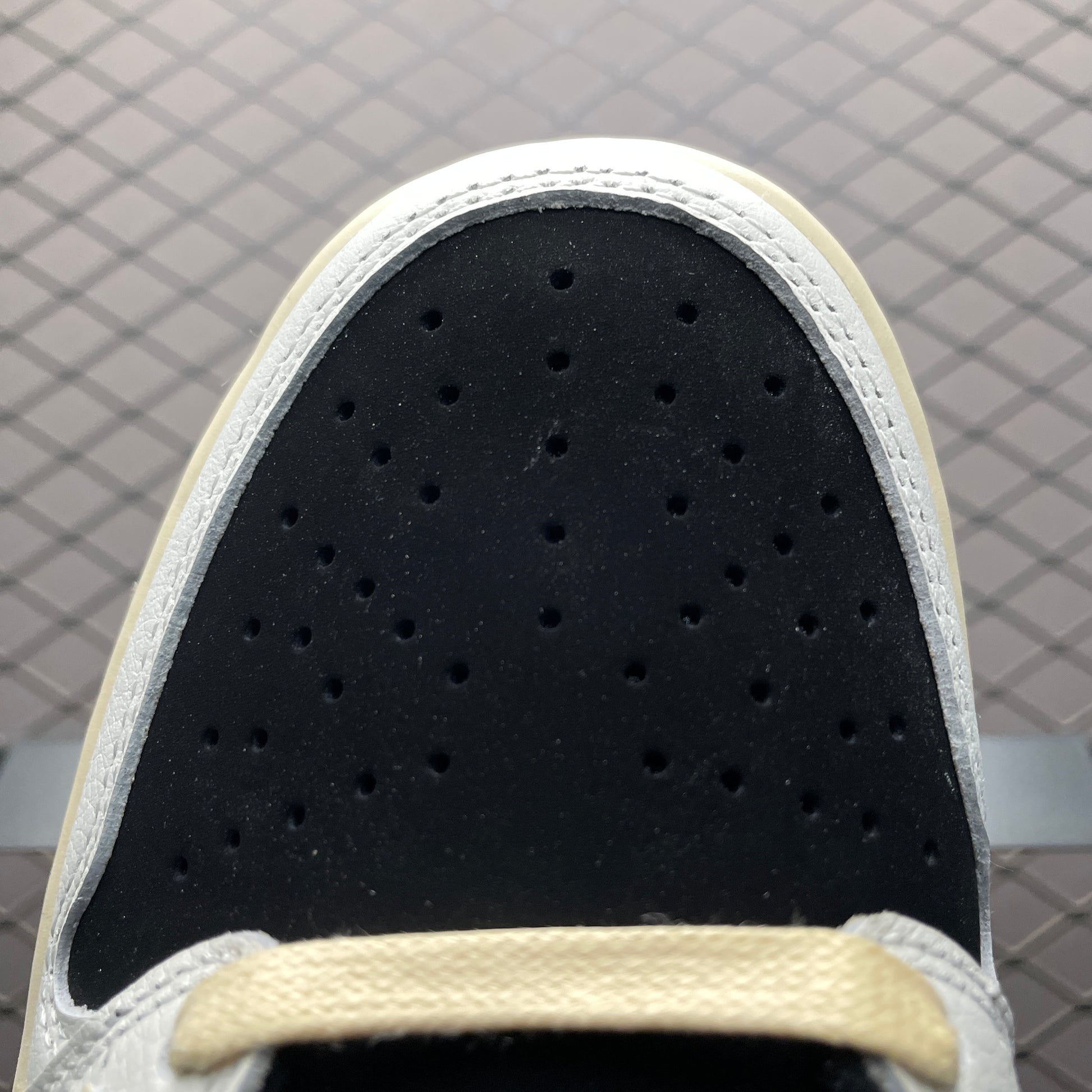 Travis Scott × Nike Air Jordan 1 Low OG "Sail/Tropical Pink"