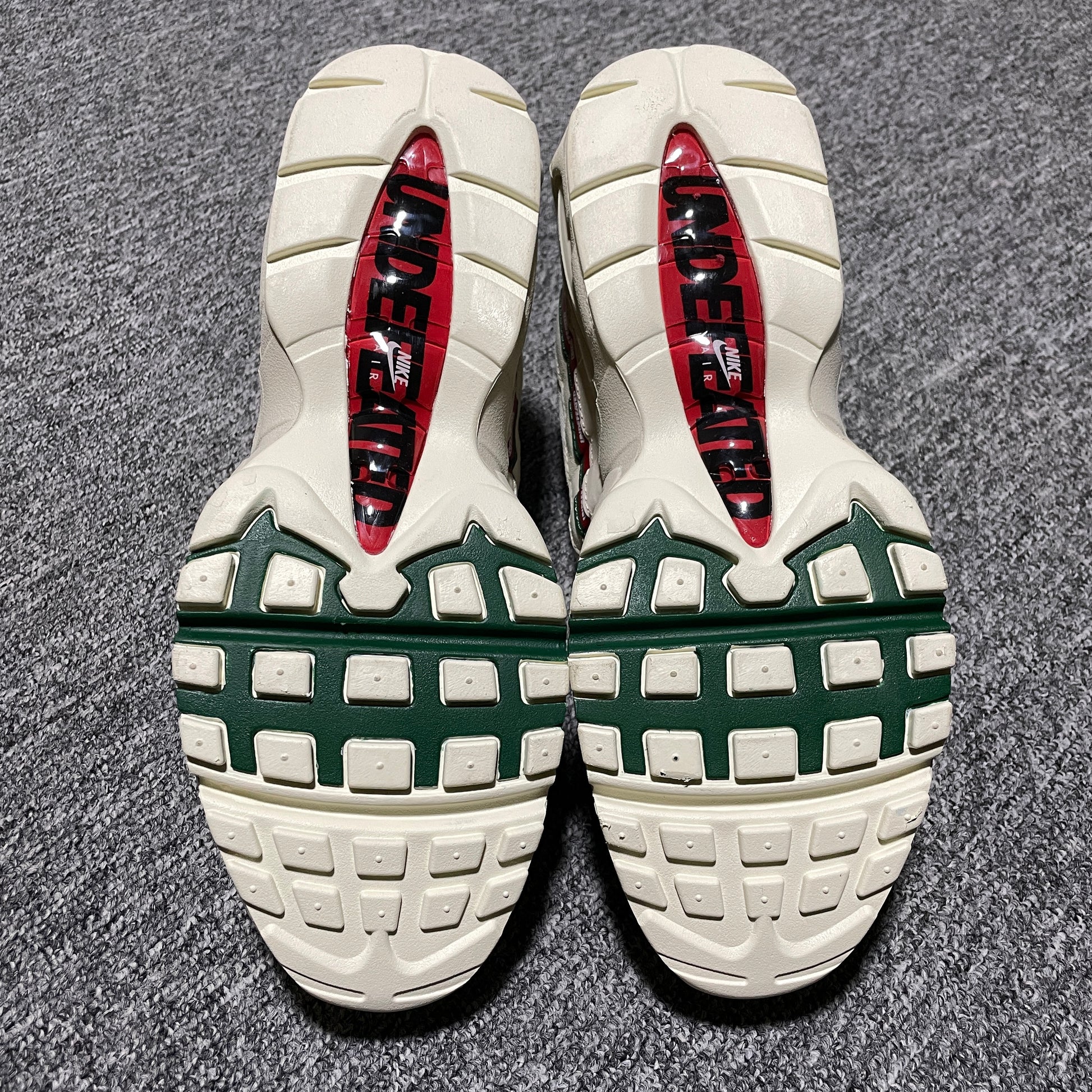 UNDEFEATED × Nike Air Max 95 SP "Sail"