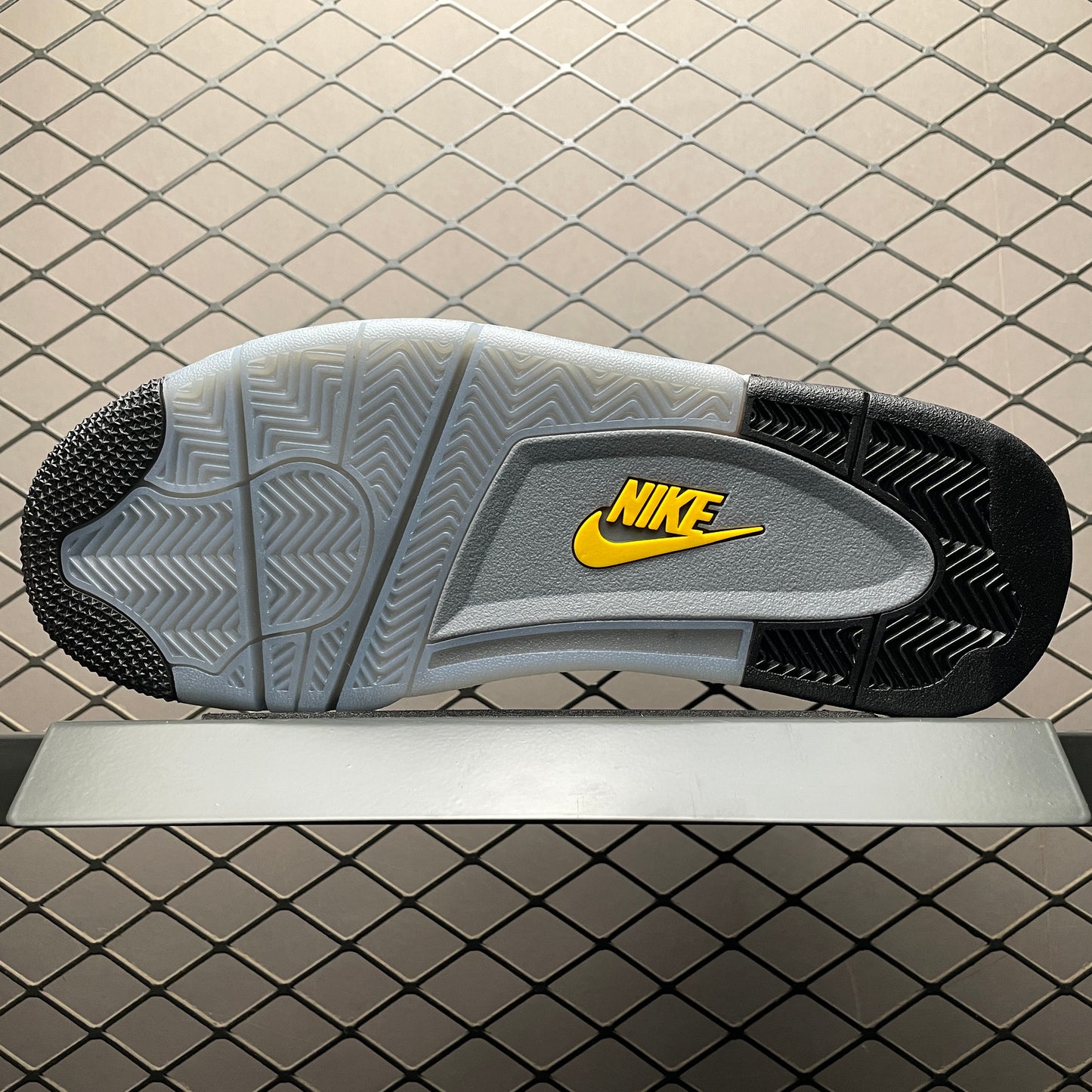 Nike Air Jordan 4 “Lakers”