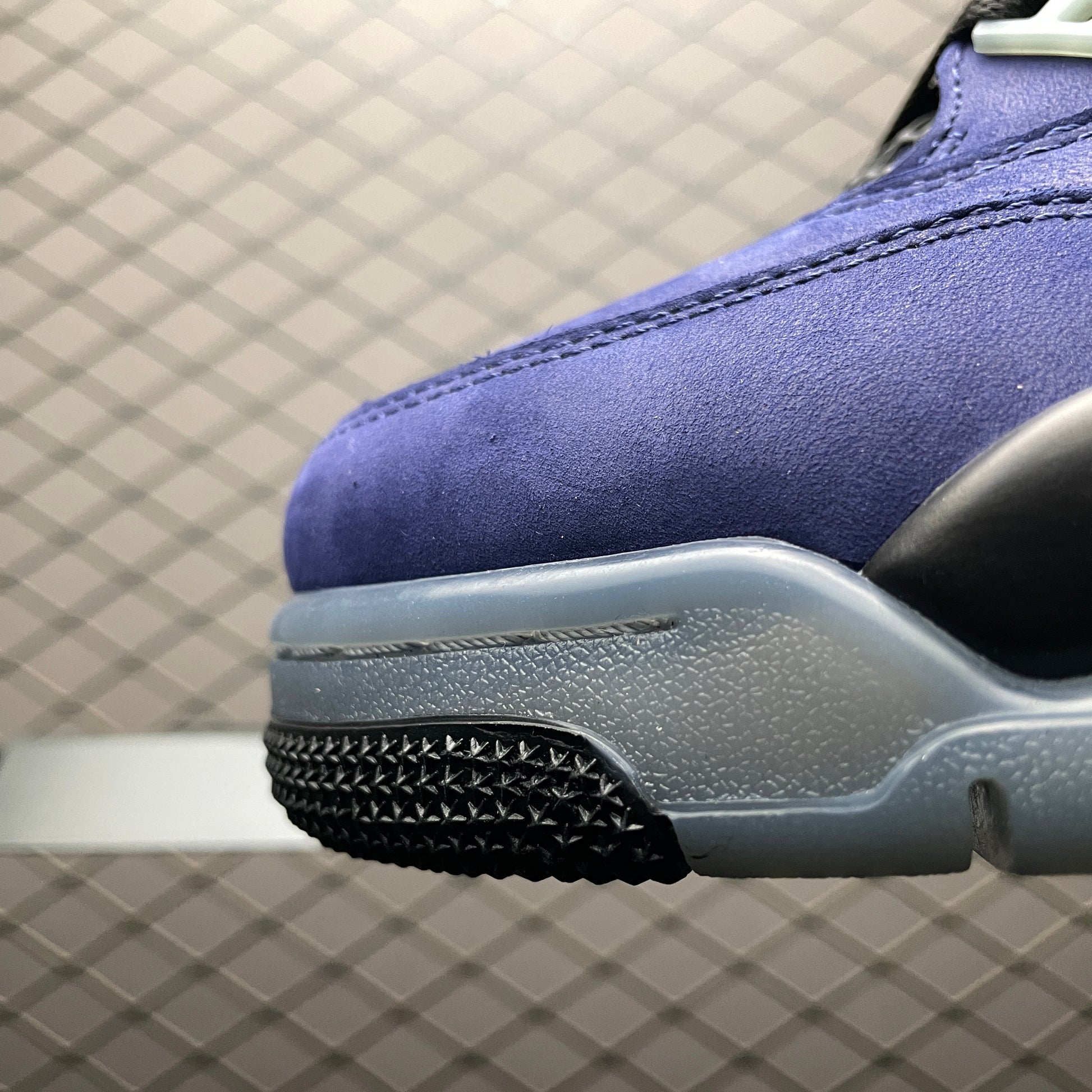Nike Air Jordan 4 “Lakers”
