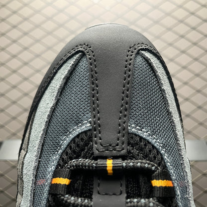 Nike Air Max 95 OG "Sundial"