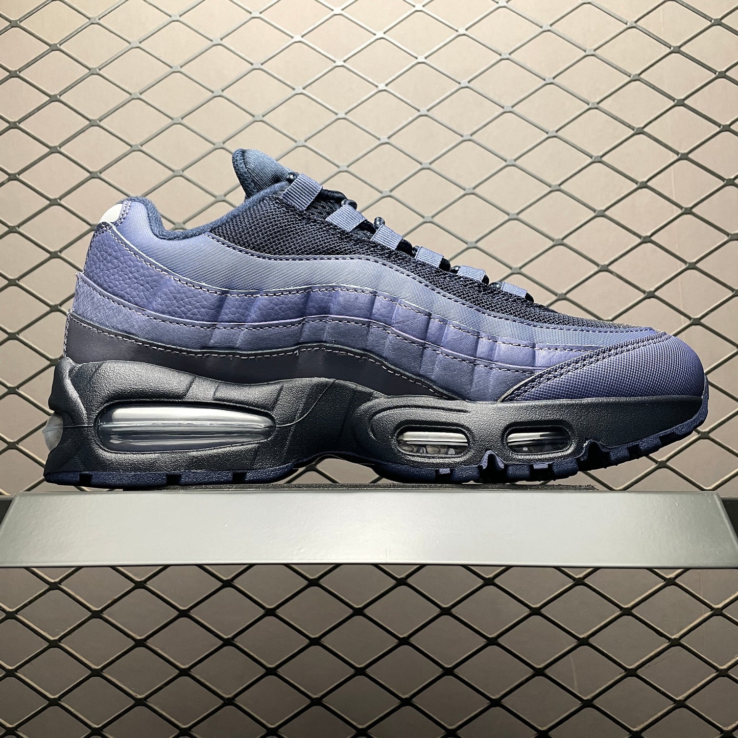 Nike Air Max 95 OG Big Bubble "Sanded Purple/Obsidian"