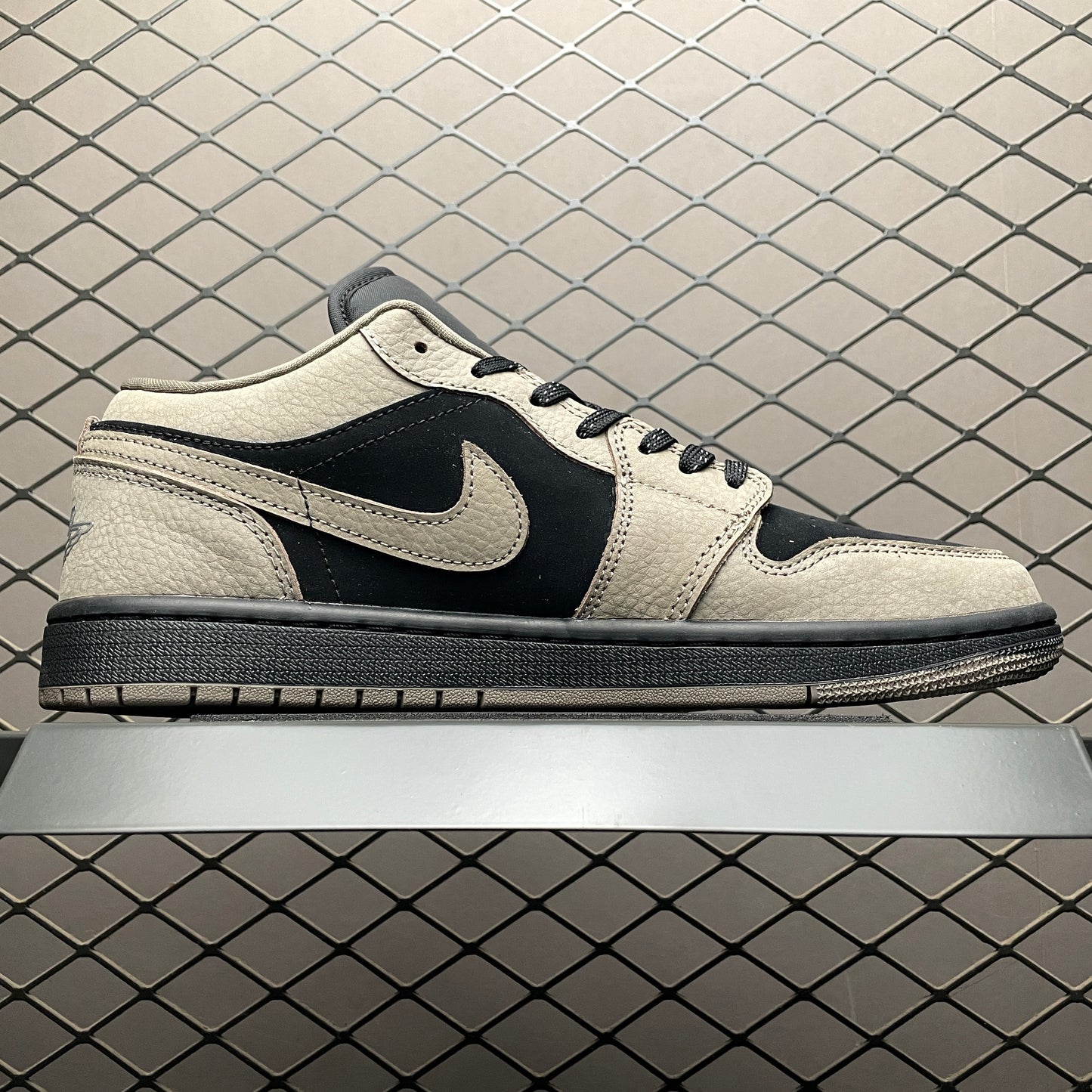 Nike Air Jordan 1 Low "Olive Grey"