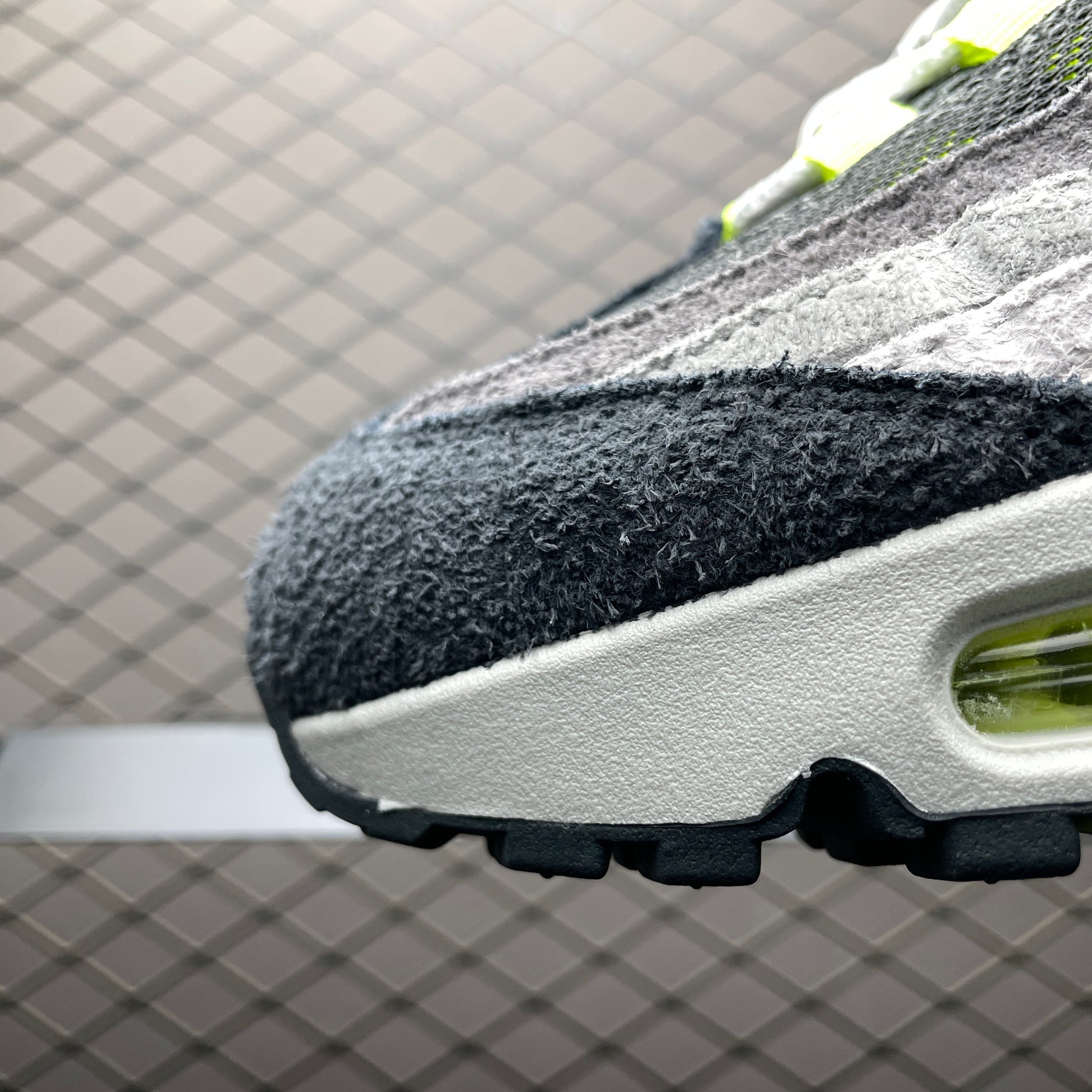 MoMA Design Store Exclusive Nike Air Max 95 OG "Reverse Neon"