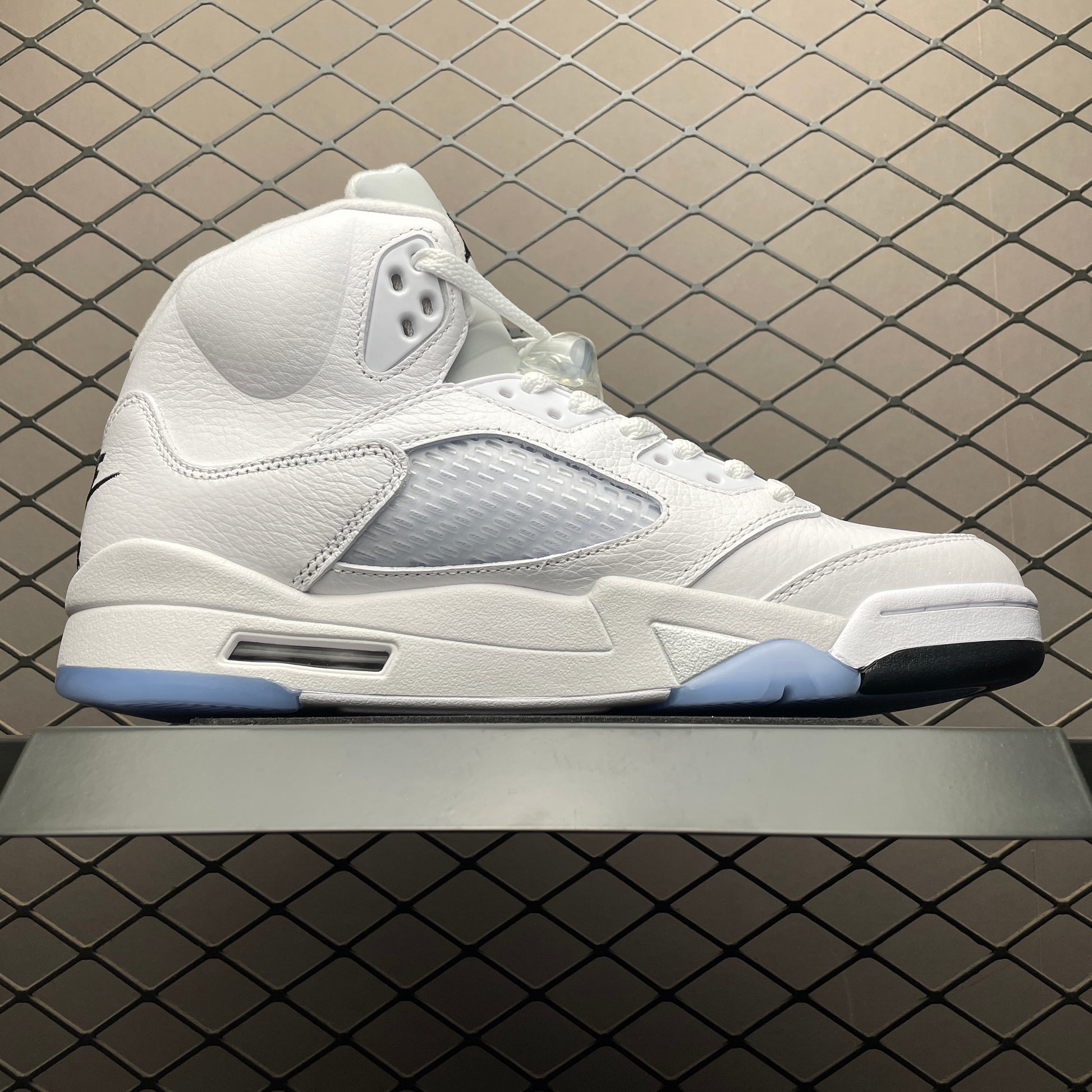 Nike Air Jordan 5 Retro "White/Metallic Silver"