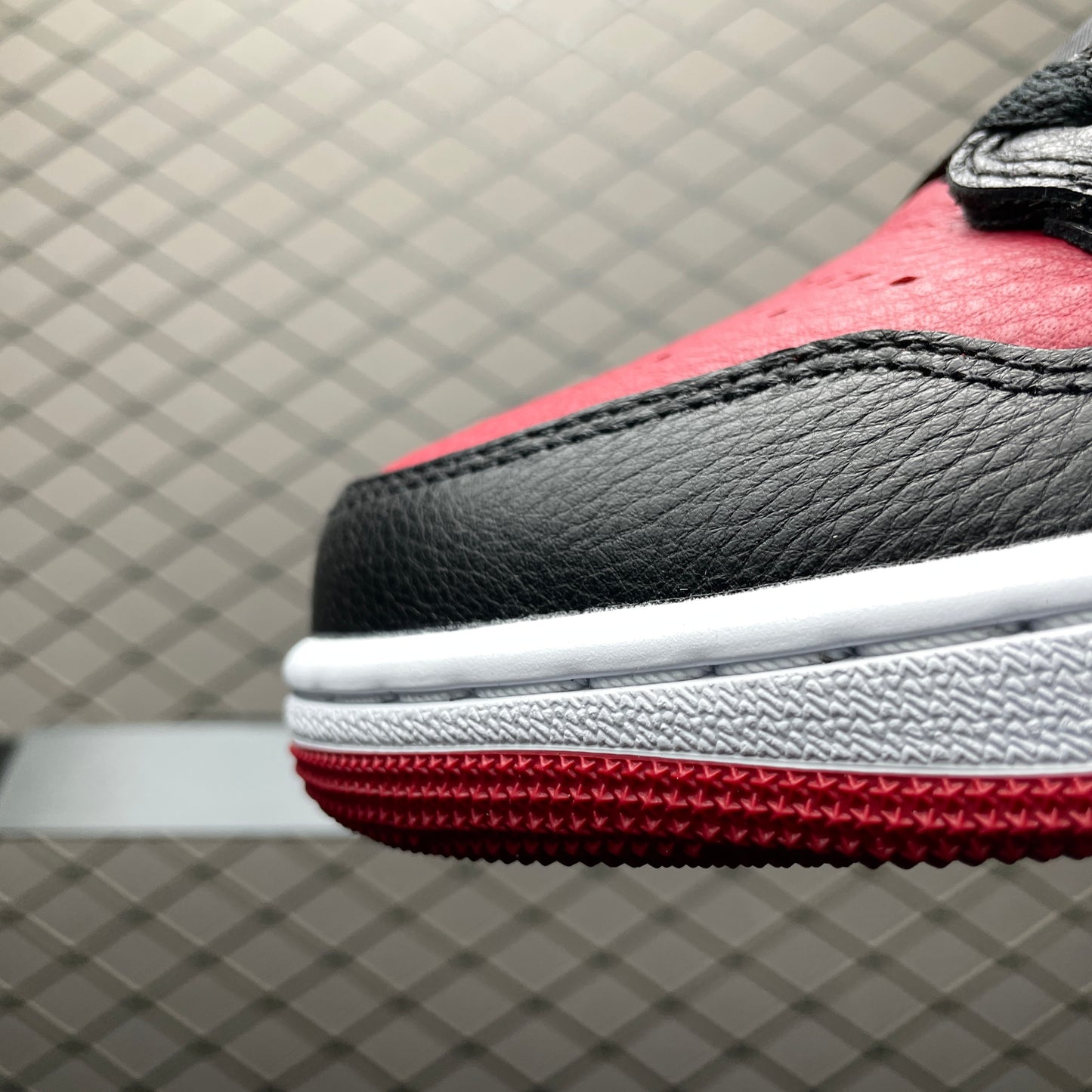 Nike Air Jordan 1 Retro Low OG "Banned"