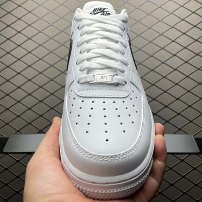 Nike Air Force 1 Low "White/Black" (2020)