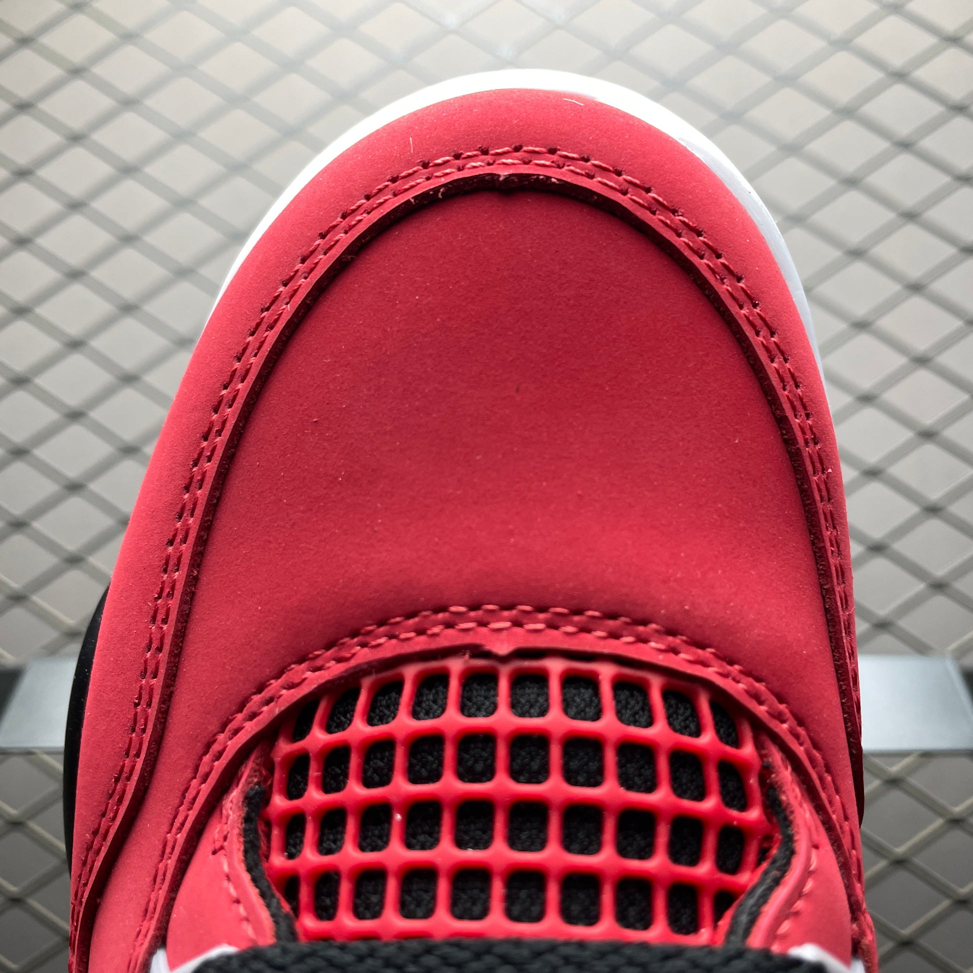Nike Air Jordan 4 Retro "Toro Bravo"