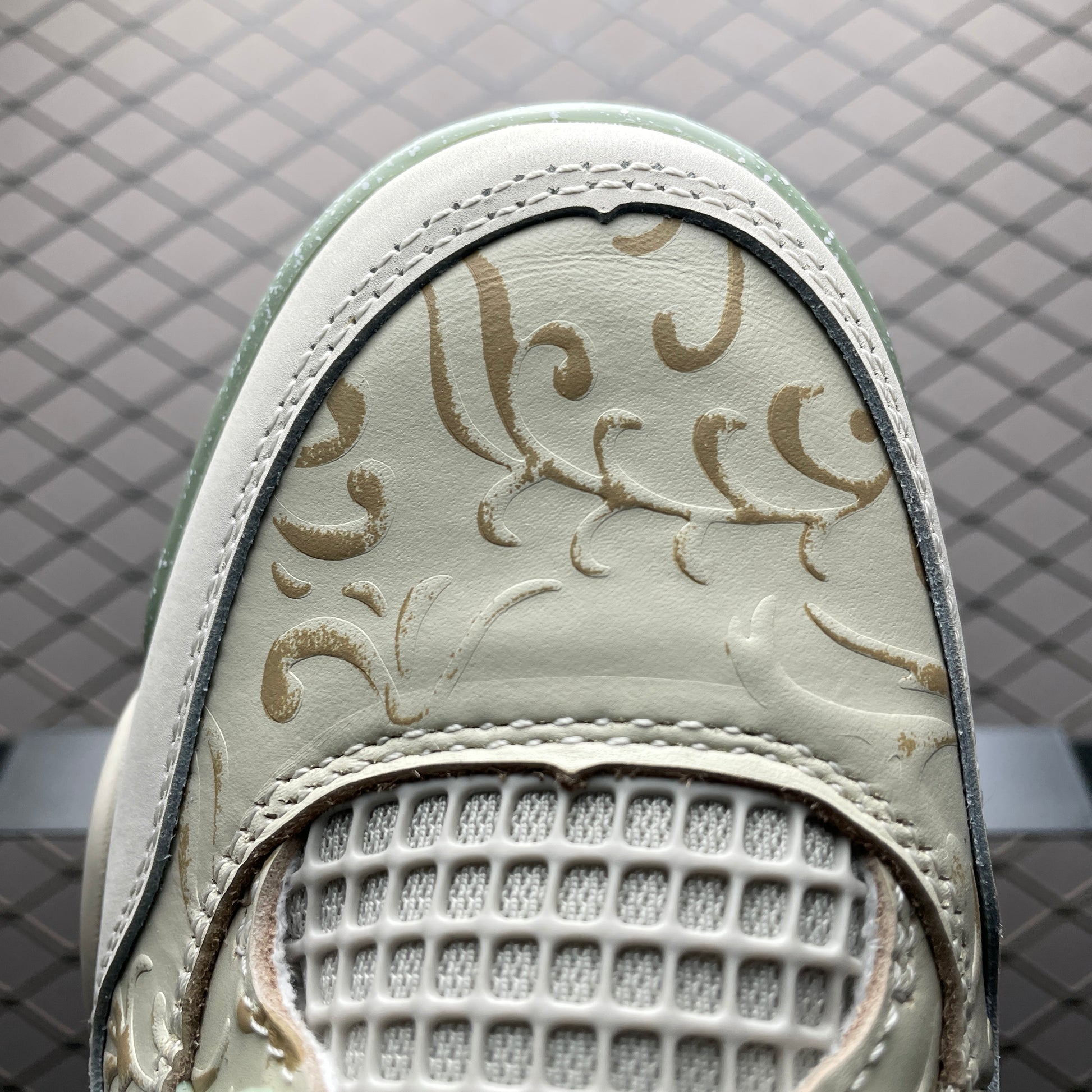 Nike Air Jordan 4 SE "Somos Eternos/Soft Pearl"