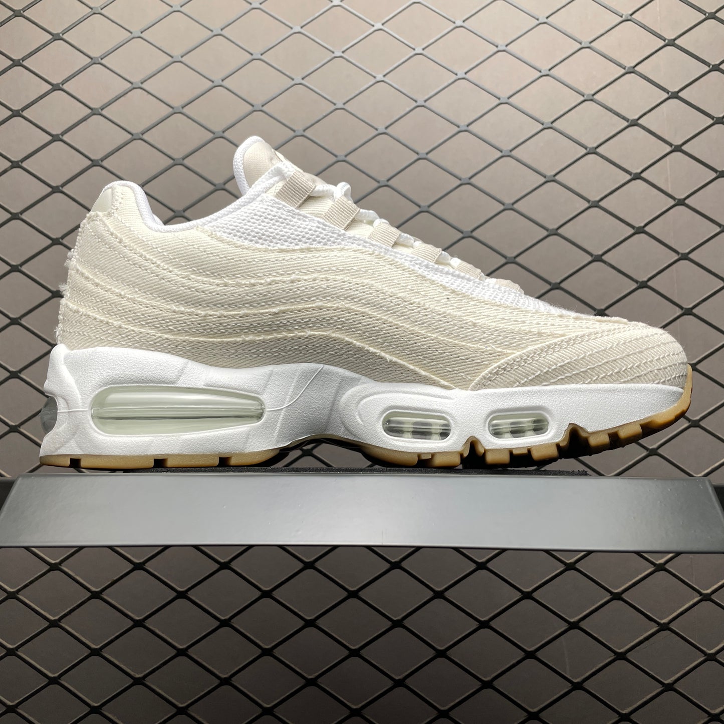 Levi's × Nike Air Max 95 OG "Denim White"