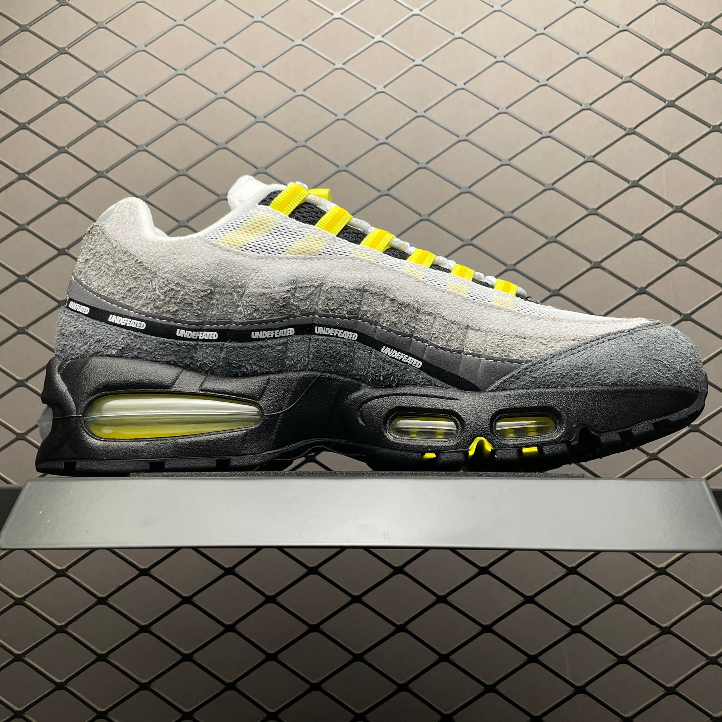 UNDEFEATED × Nike Air Max 95 SP "Opti Yellow" (Shanghai Exclusive)