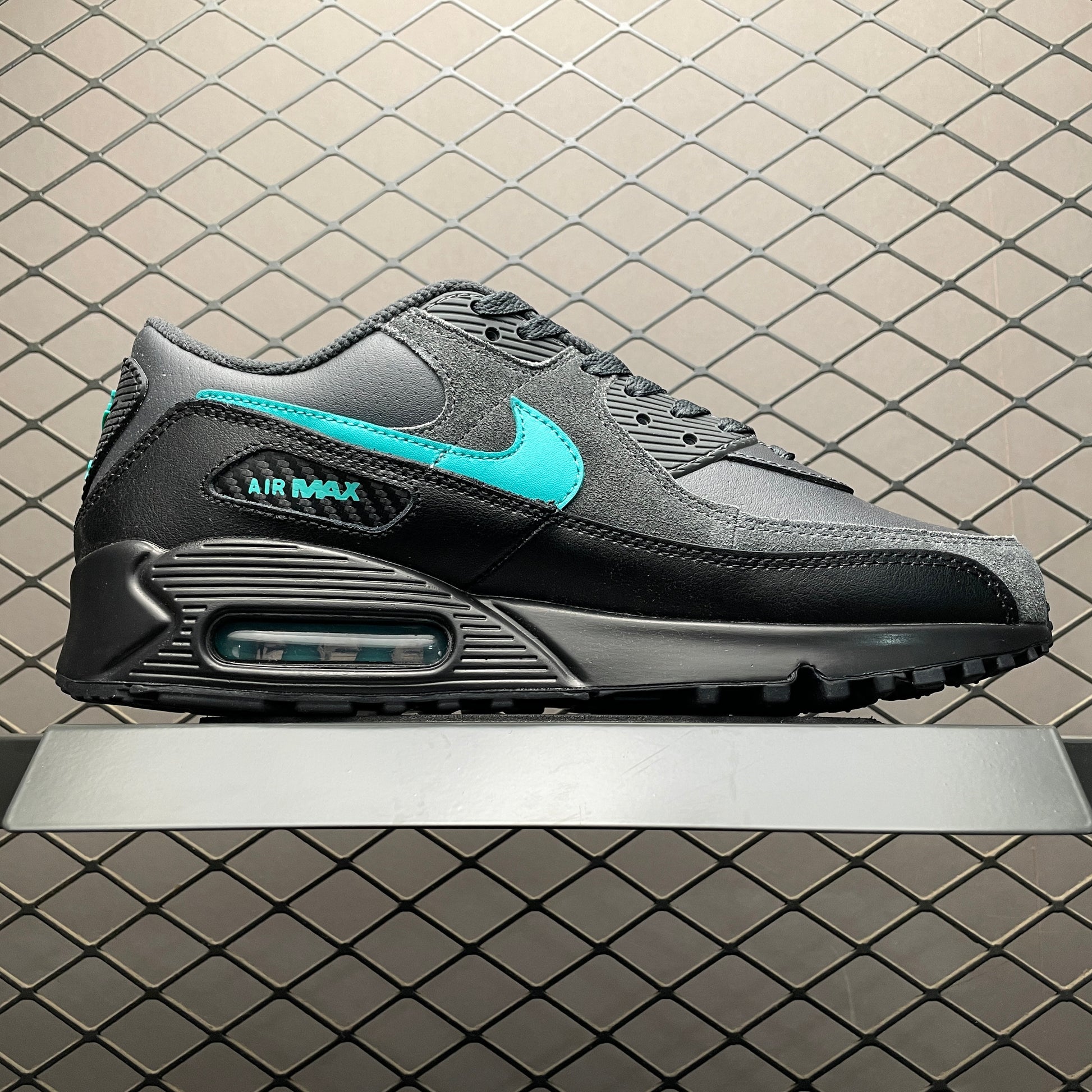 Nike Air Max 90 "Black Tiffany"