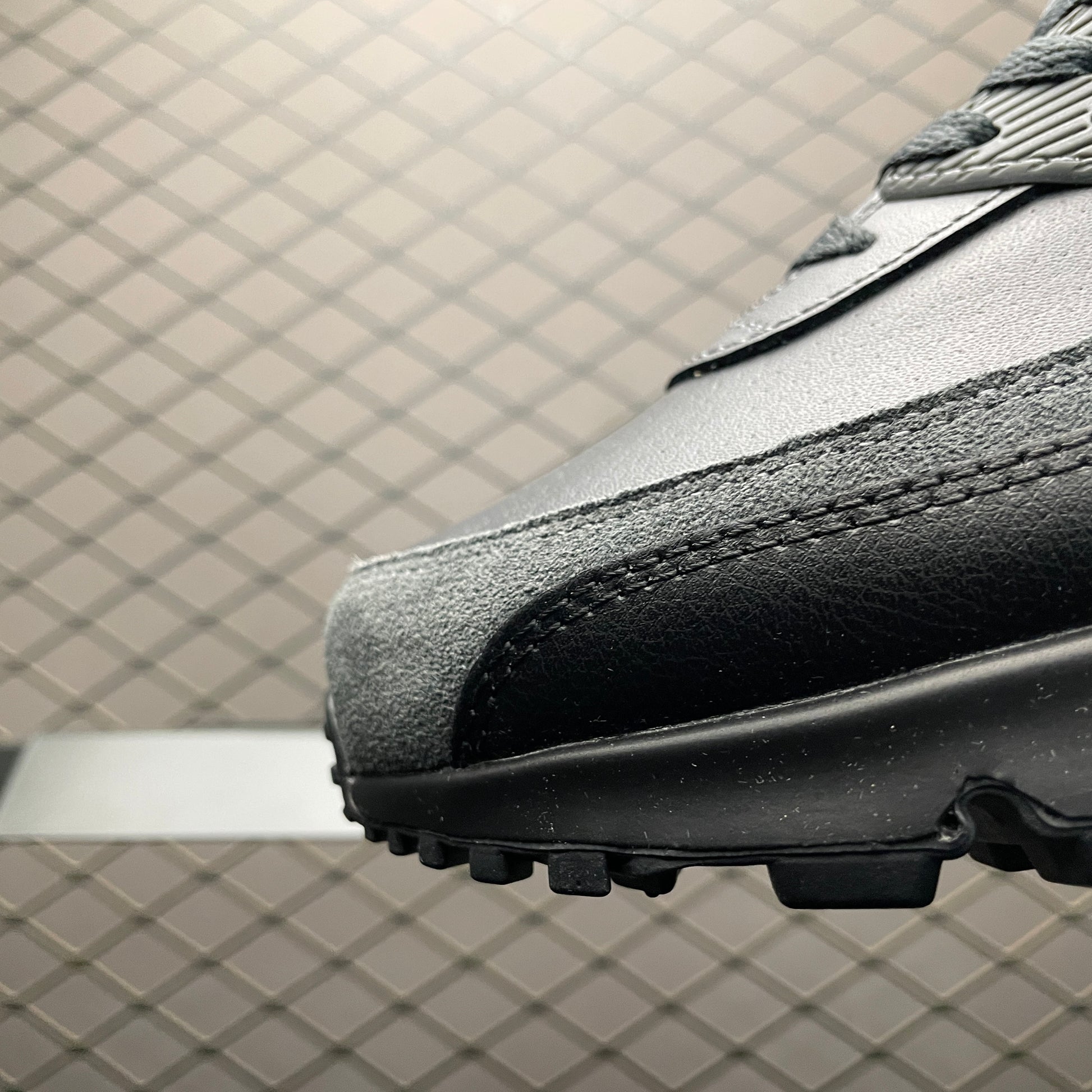 Nike Air Max 90 "Black Tiffany"