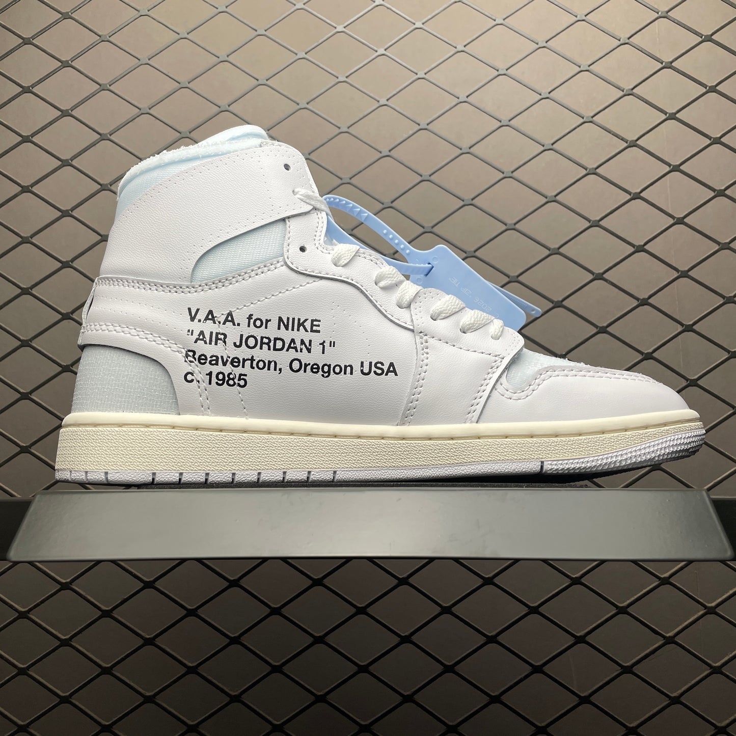 Off-White × Nike Air Jordan 1 Retro High OG "Alaska"（26ss）