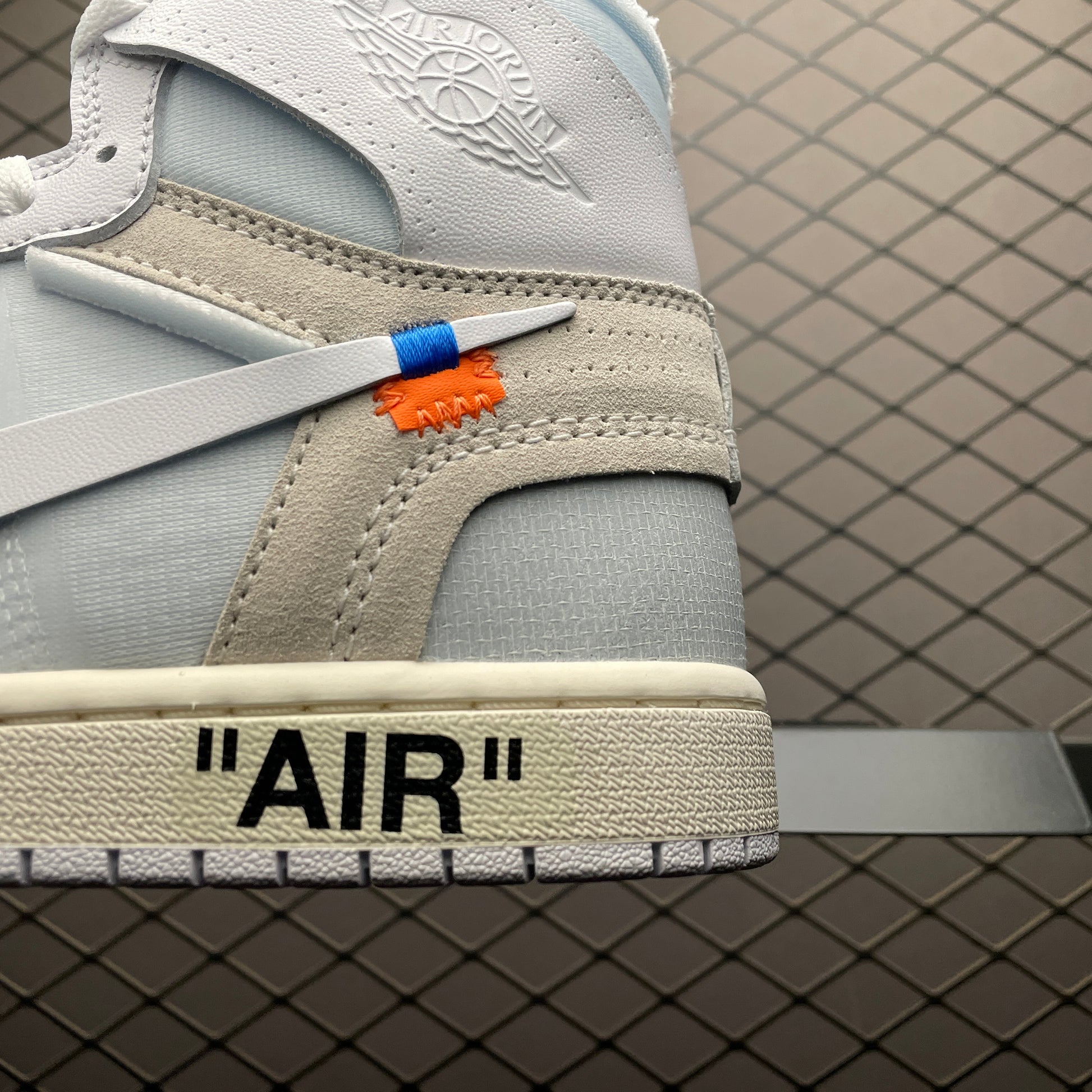 Off-White × Nike Air Jordan 1 Retro High OG "Alaska"（26ss）