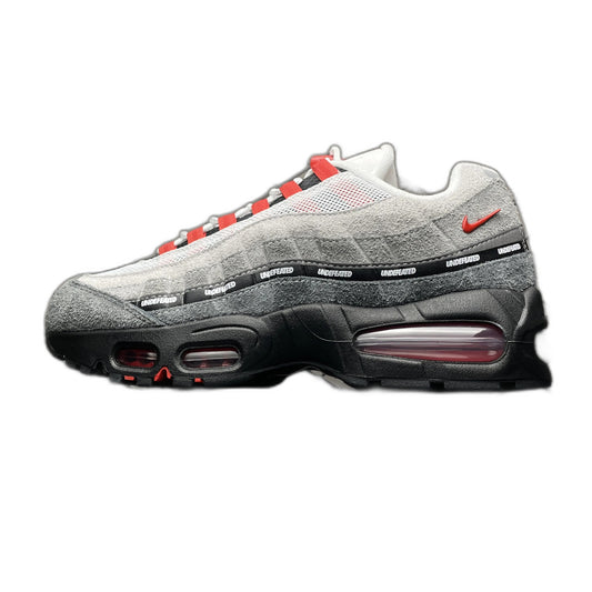 UNDEFEATED × Nike Air Max 95 SP "Fire Red" (Tokyo Exclusive)