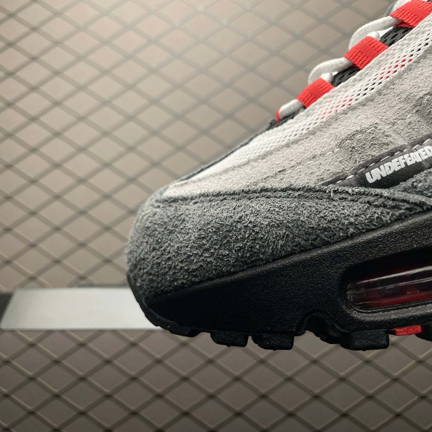 UNDEFEATED × Nike Air Max 95 SP "Fire Red" (Tokyo Exclusive)