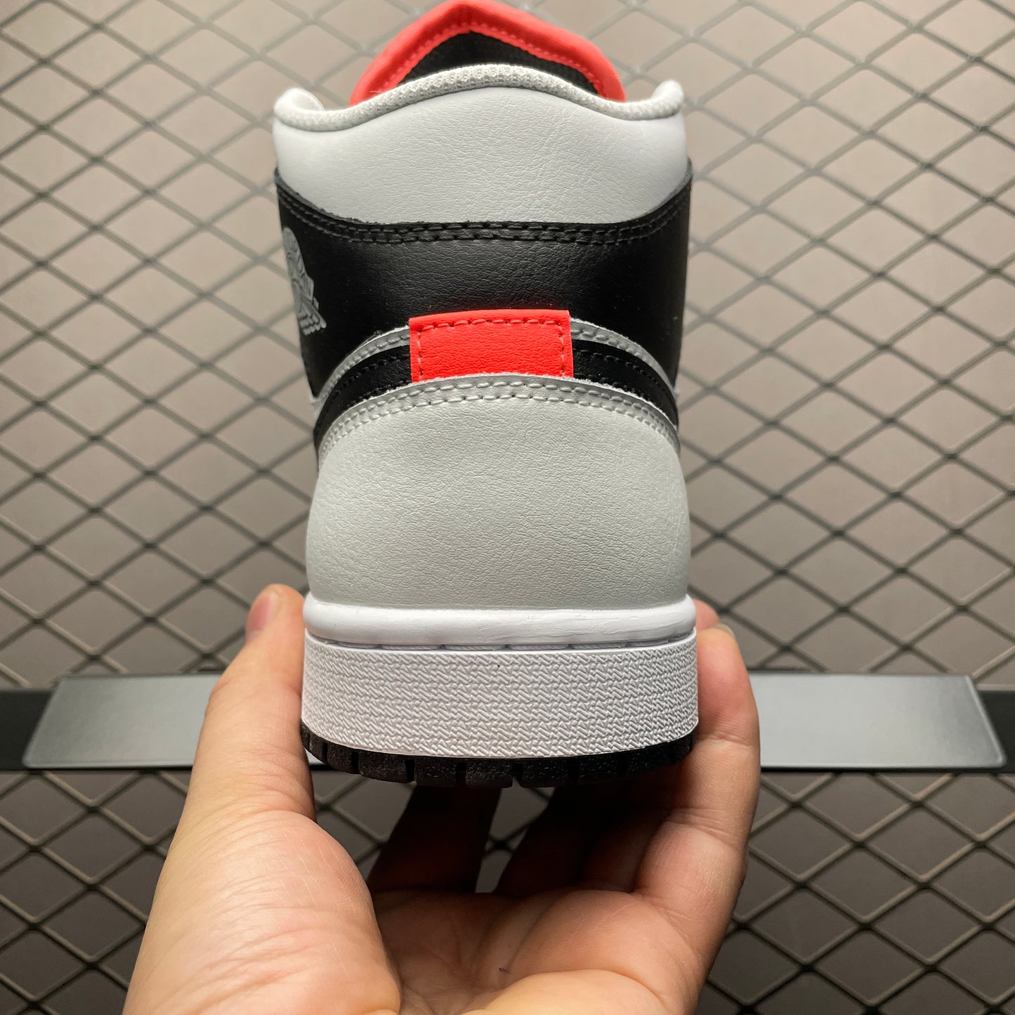 Nike Air Jordan 1 Mid "Summit White/Neutral Grey"