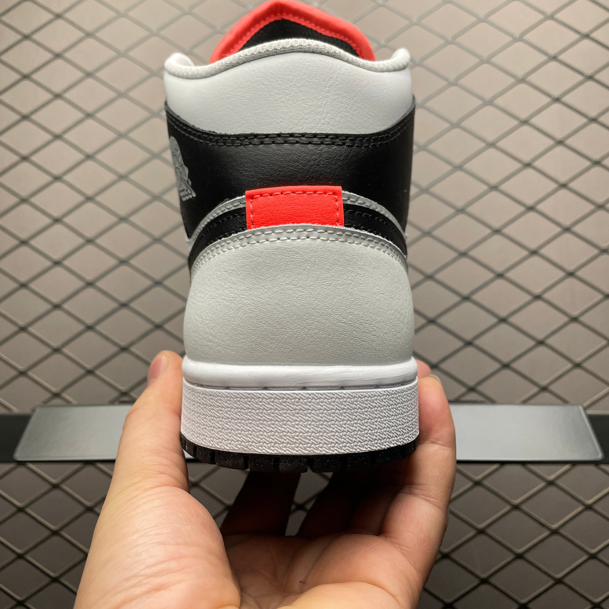 Nike Air Jordan 1 Mid "Summit White/Neutral Grey"