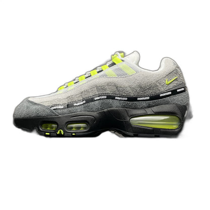 UNDEFEATED × Nike Air Max 95 SP "Neon"