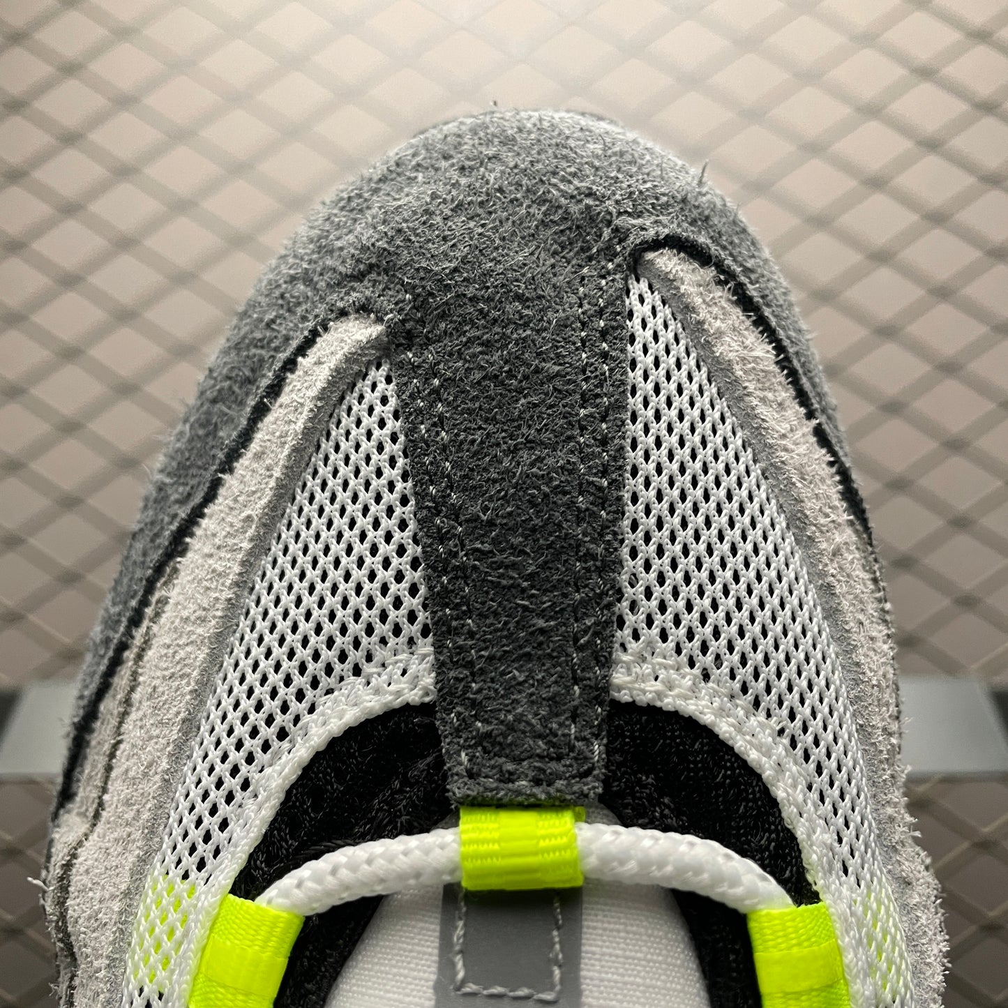 UNDEFEATED × Nike Air Max 95 SP "Neon"